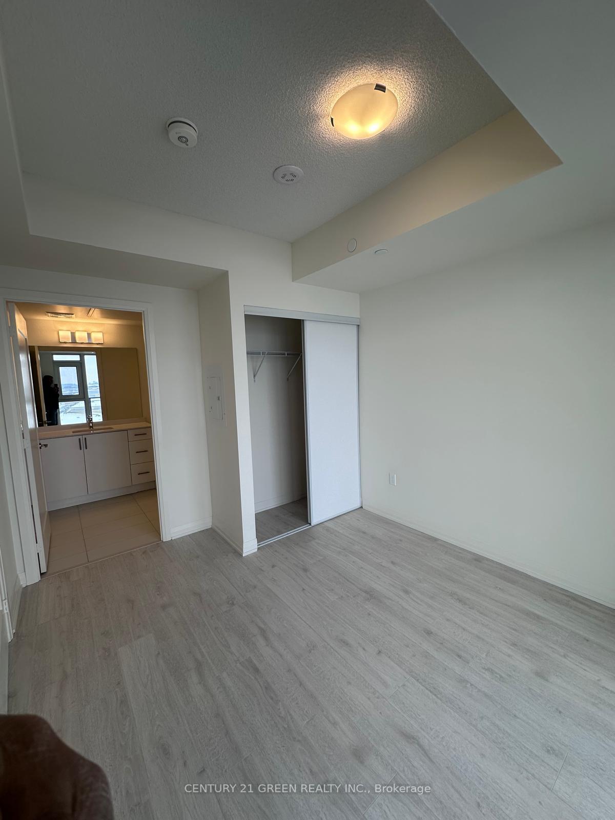 Photo 6 of Unit 709, 8960 Jane Street, Vaughan, Vellore Village — HOMEH