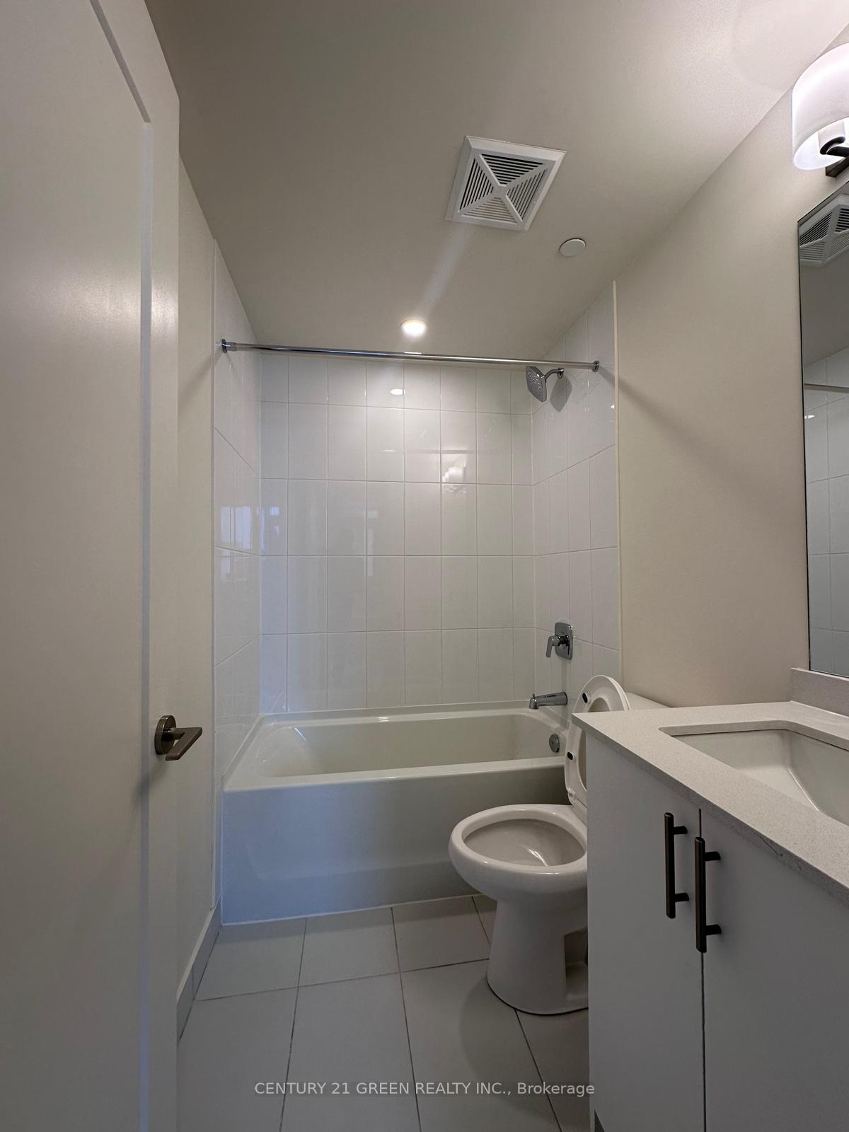 Photo 26 of Unit 709, 8960 Jane Street, Vaughan, Vellore Village — HOMEH