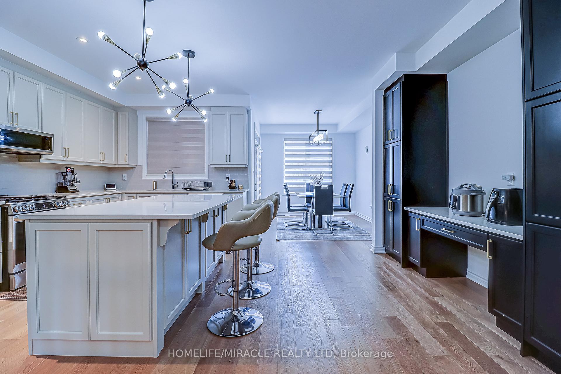 Photo 3 of 1188 Wheat Boom Drive, Oakville, Joshua Meadows — HOMEH