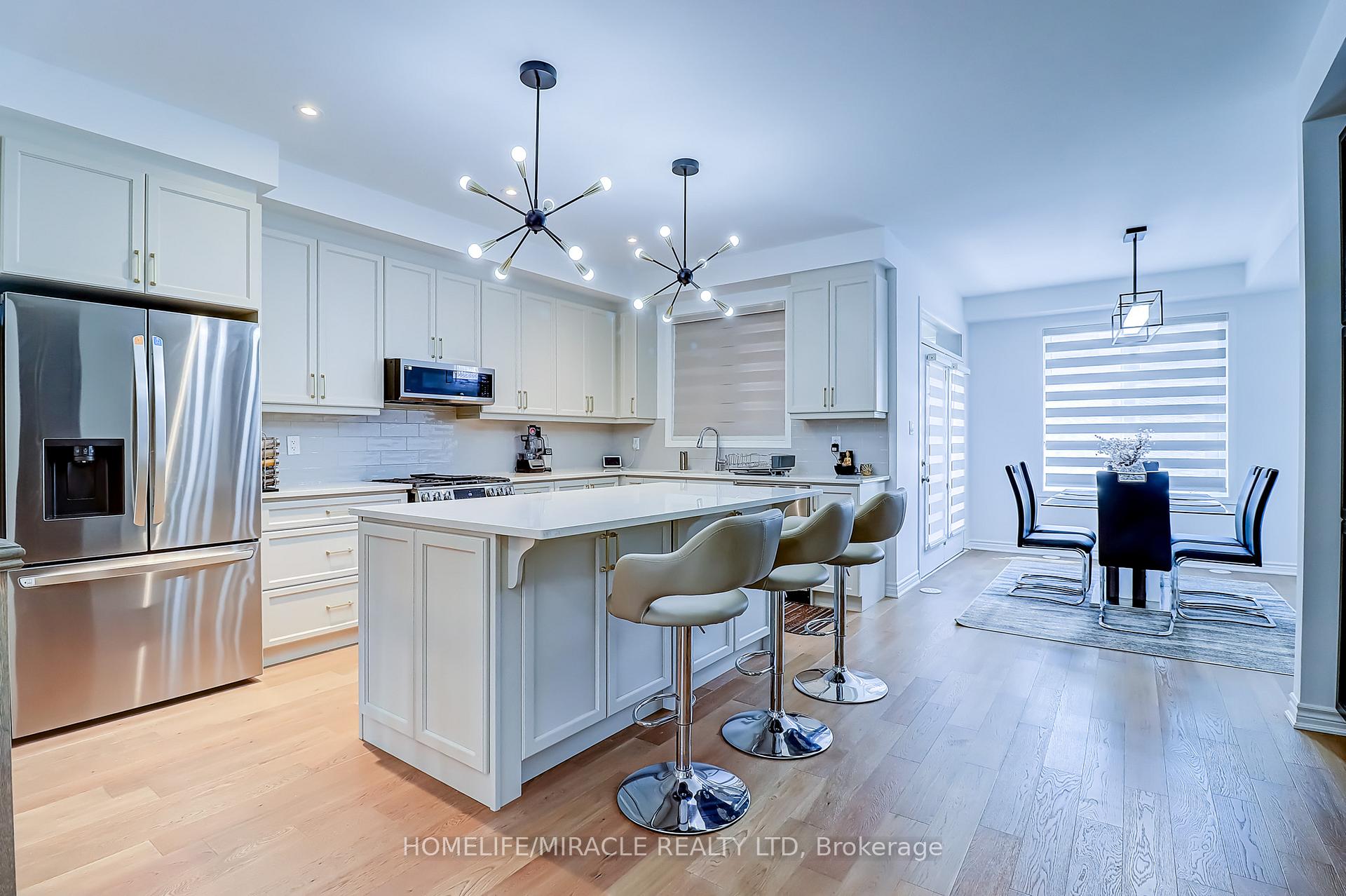 Photo 4 of 1188 Wheat Boom Drive, Oakville, Joshua Meadows — HOMEH
