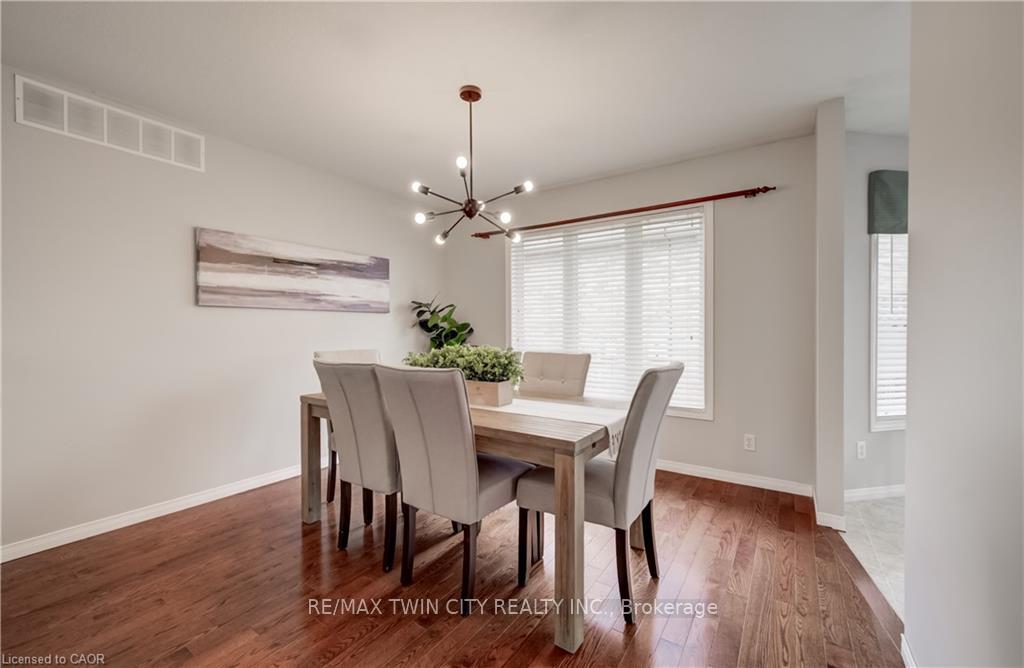 Photo 6 of 27 Chandos Drive, Kitchener, Centreville Chicopee — HOMEH