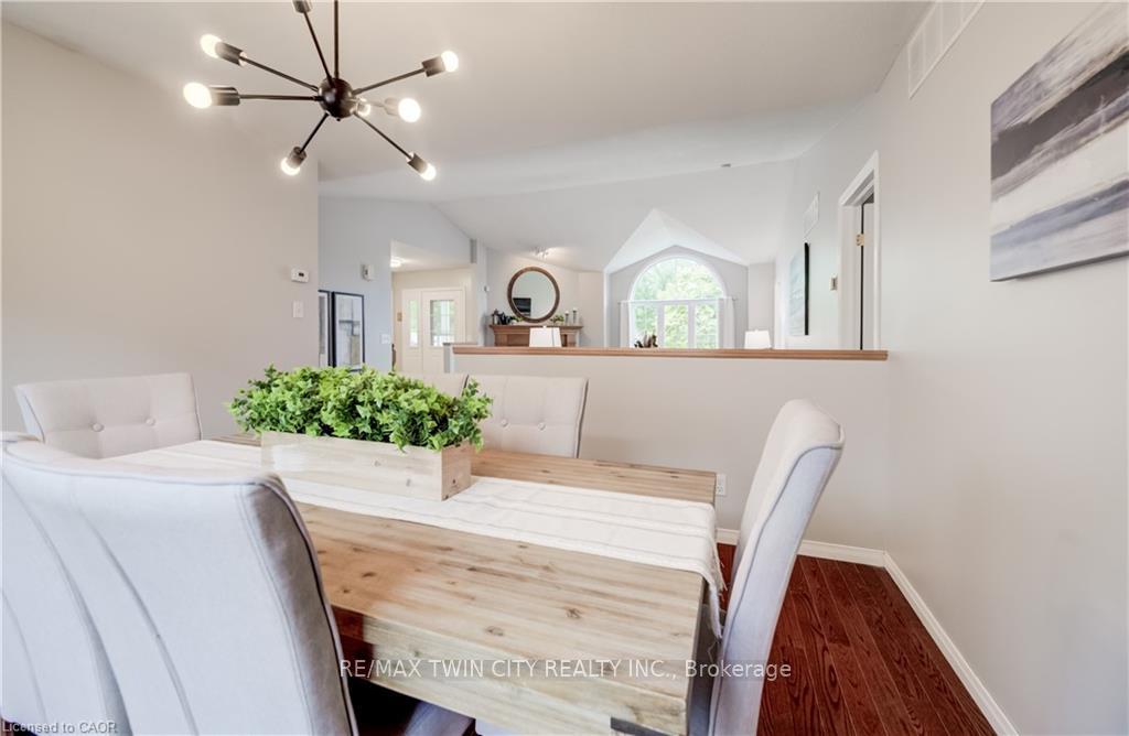 Photo 8 of 27 Chandos Drive, Kitchener, Centreville Chicopee — HOMEH