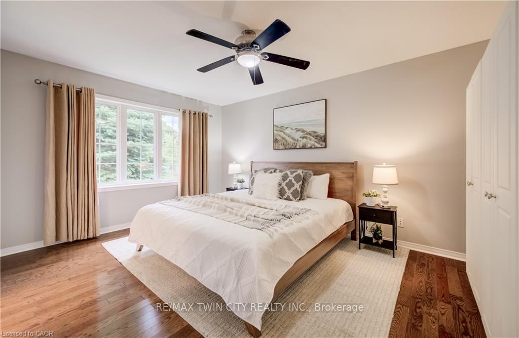 Photo 20 of 27 Chandos Drive, Kitchener, Centreville Chicopee — HOMEH