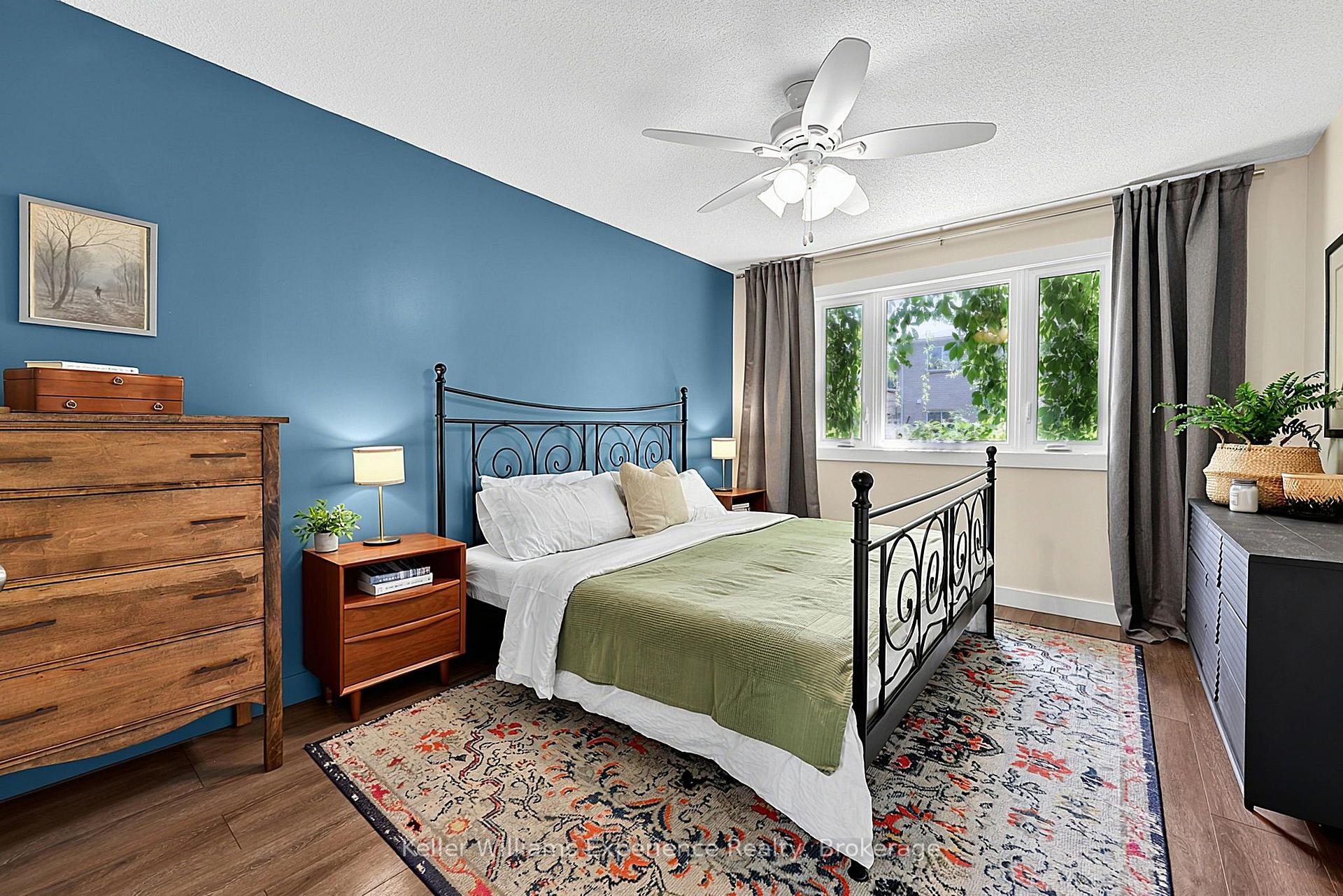 Photo 11 of 1044 Dina Crescent, Midland — HOMEH