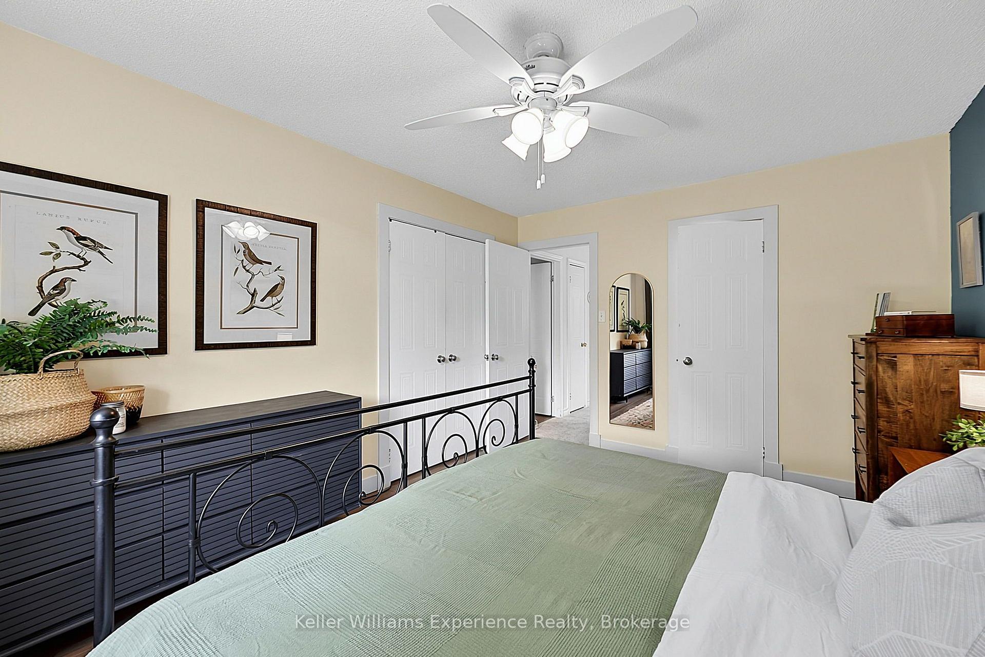 Photo 12 of 1044 Dina Crescent, Midland — HOMEH