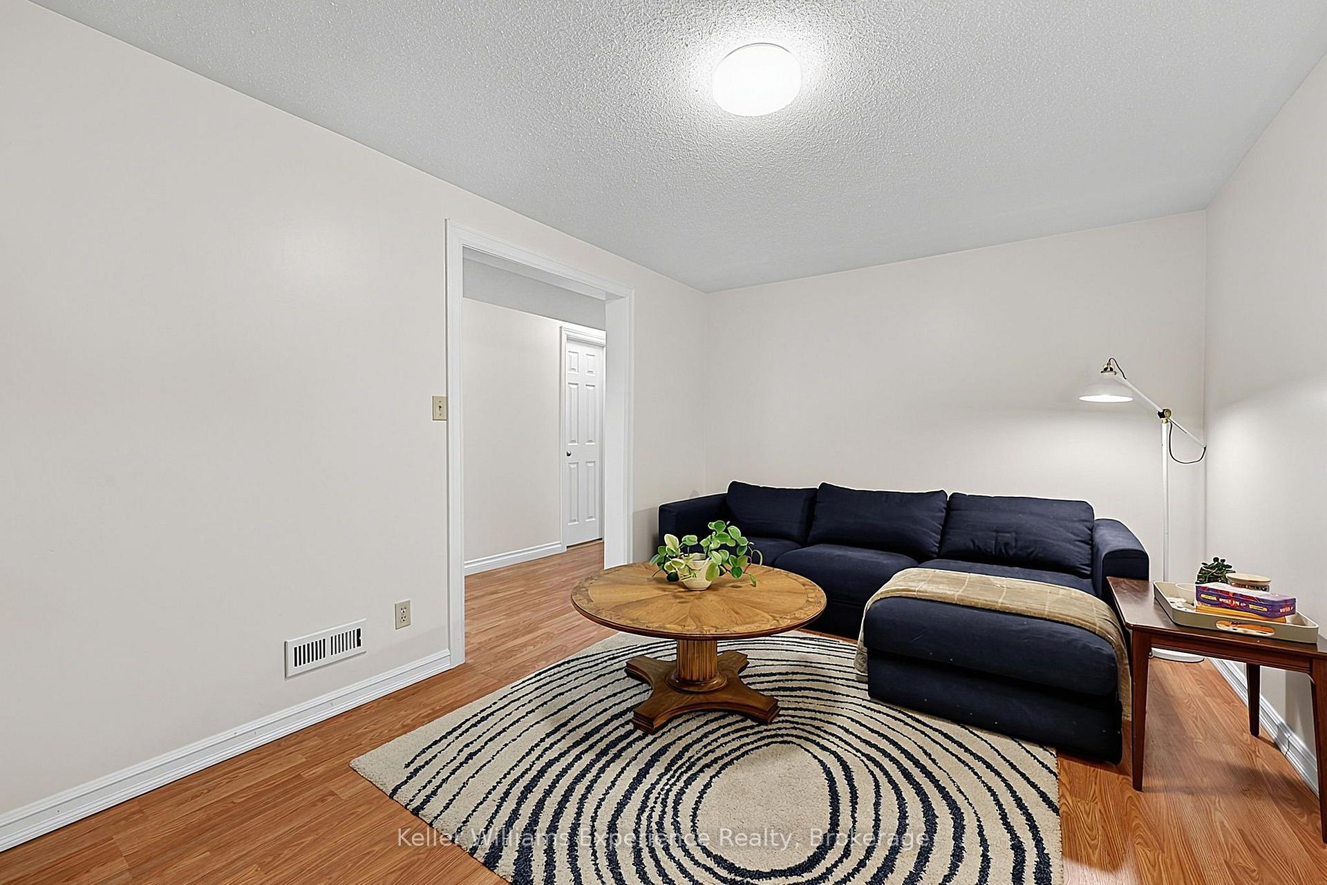 Photo 22 of 1044 Dina Crescent, Midland — HOMEH