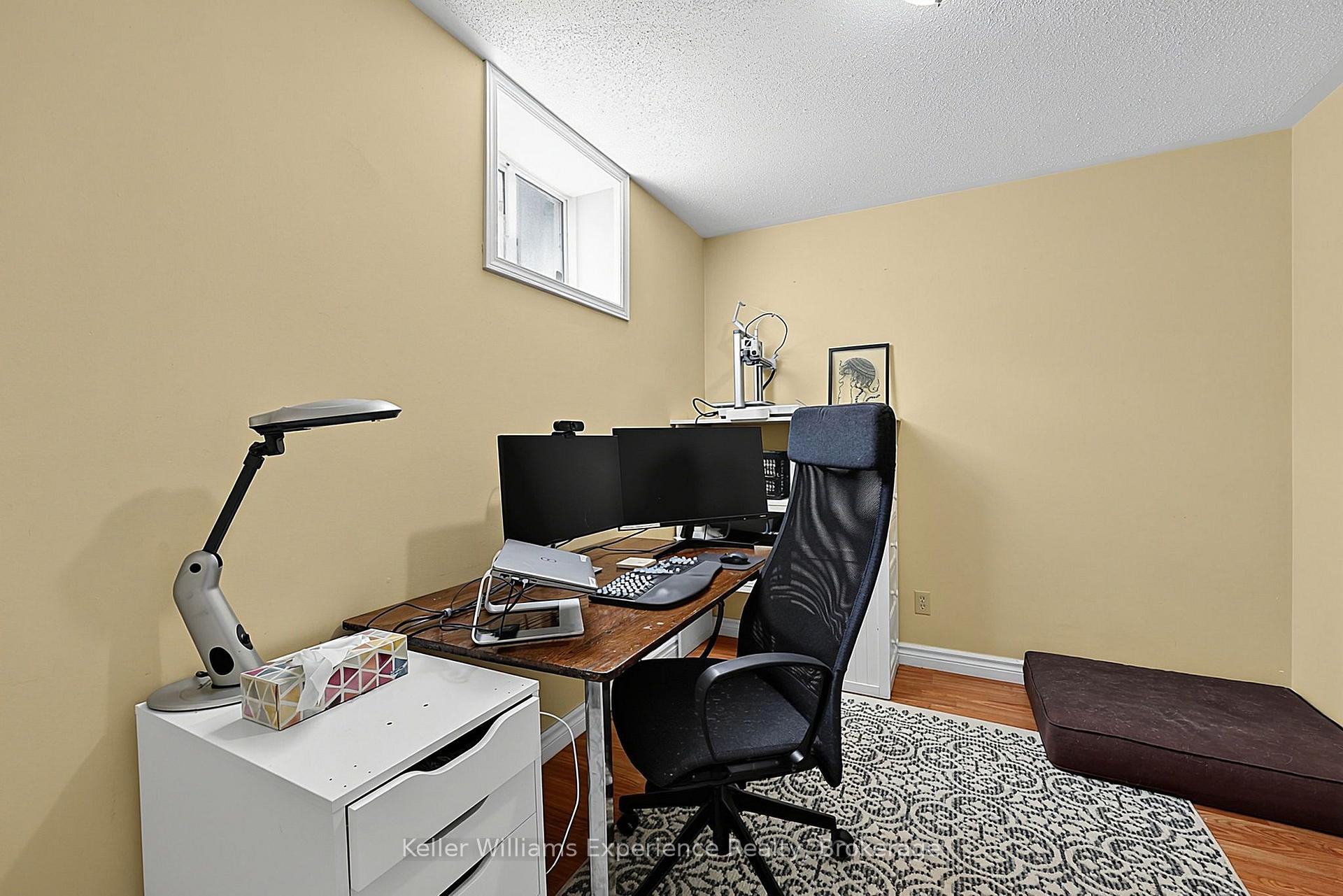 Photo 23 of 1044 Dina Crescent, Midland — HOMEH