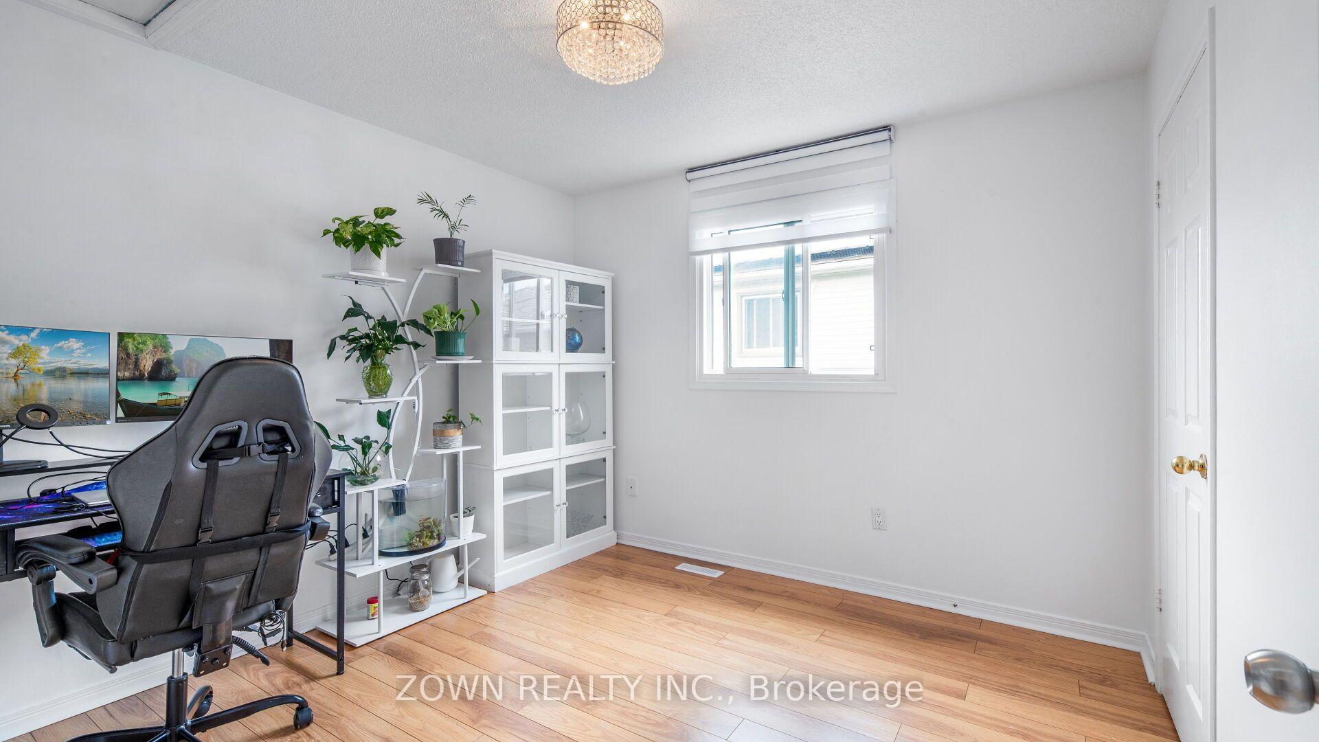 Photo 25 of 1542 Kirkrow Crescent, Mississauga, East Credit — HOMEH