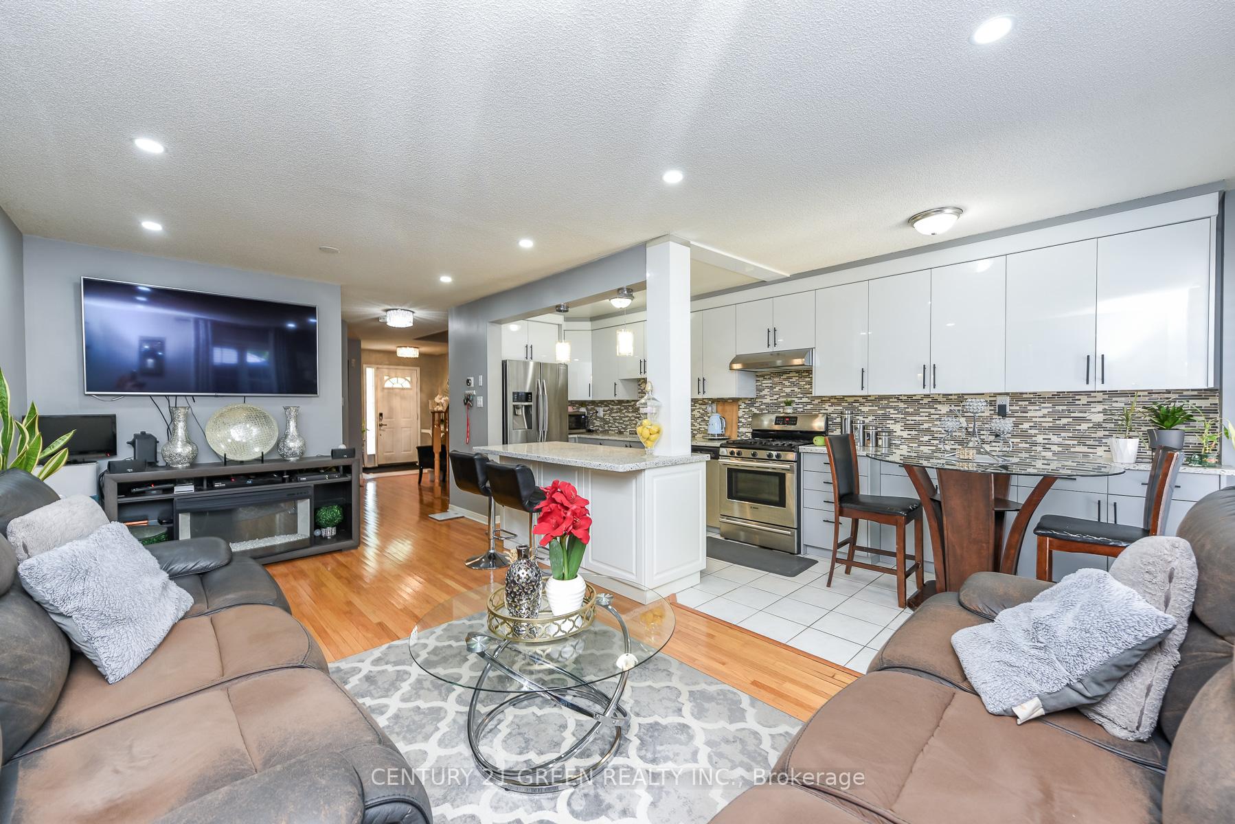 Photo 31 of 200 Winners Circle, Brampton, Northwest Sandalwood Parkway — HOMEH