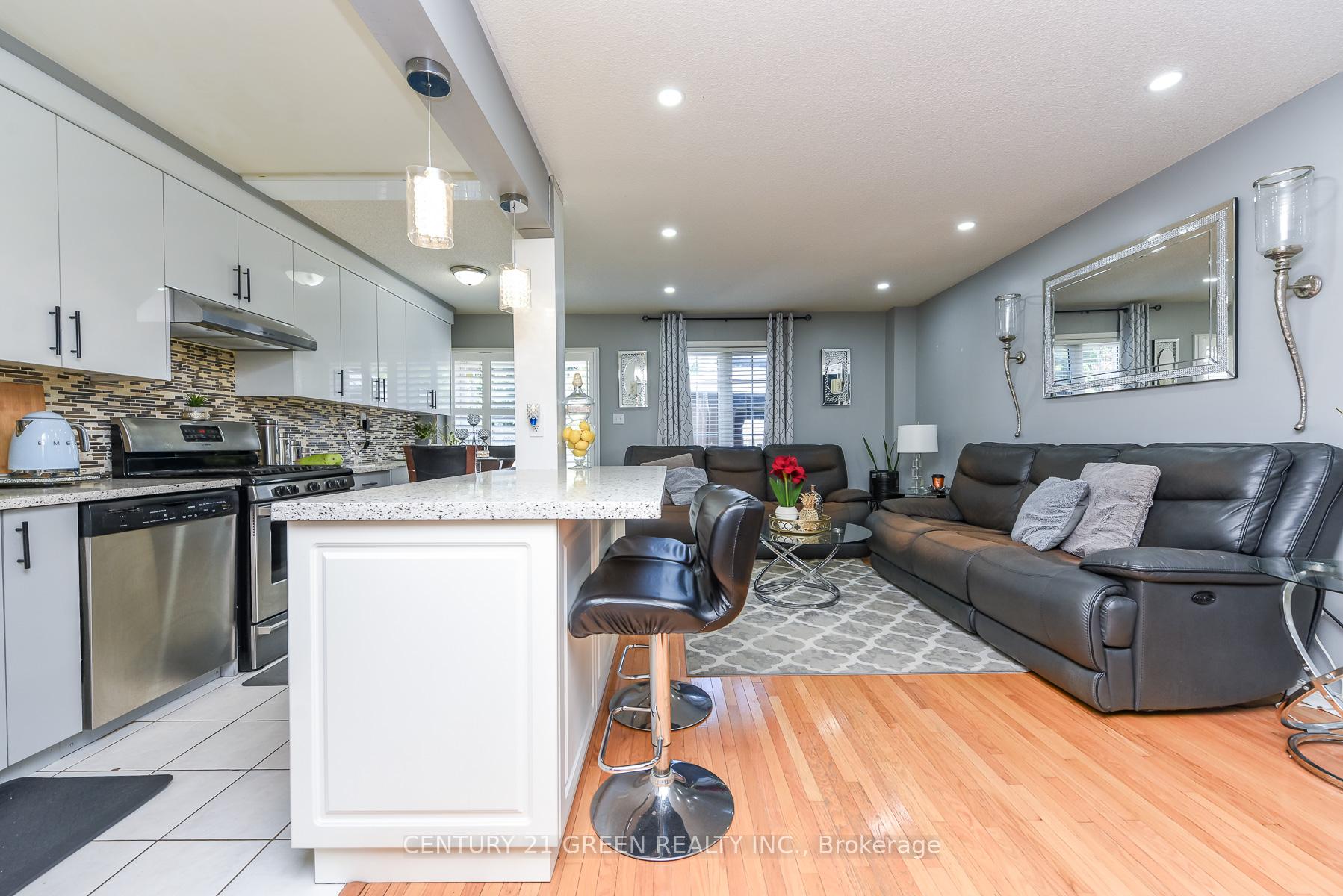 Photo 36 of 200 Winners Circle, Brampton, Northwest Sandalwood Parkway — HOMEH