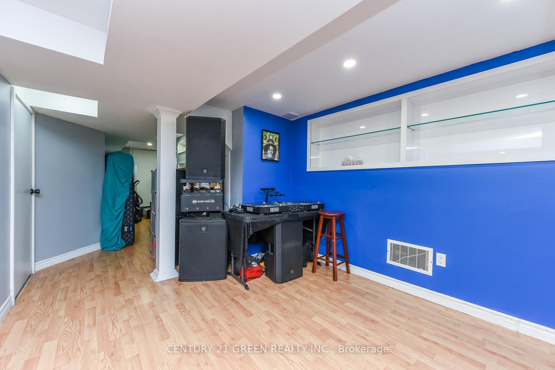 Photo 41 of 200 Winners Circle, Brampton, Northwest Sandalwood Parkway — HOMEH