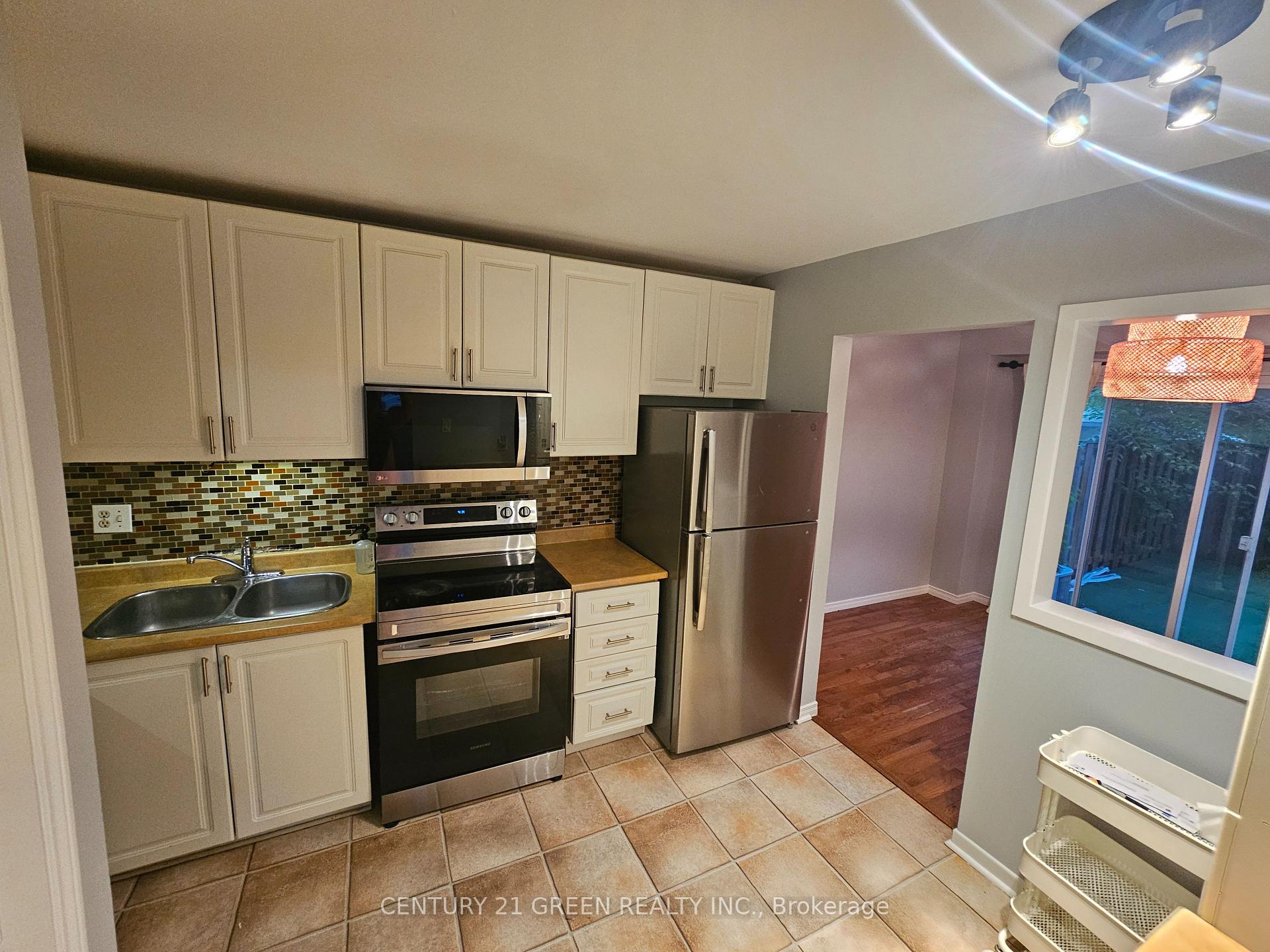 Photo 10 of Unit 7, 98 Falconer Drive, Mississauga, Streetsville — HOMEH