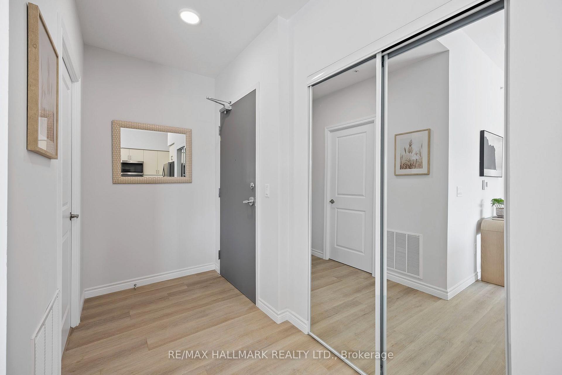 Photo 2 of Unit 430, 70 Dean Avenue, Barrie, Painswick South — HOMEH