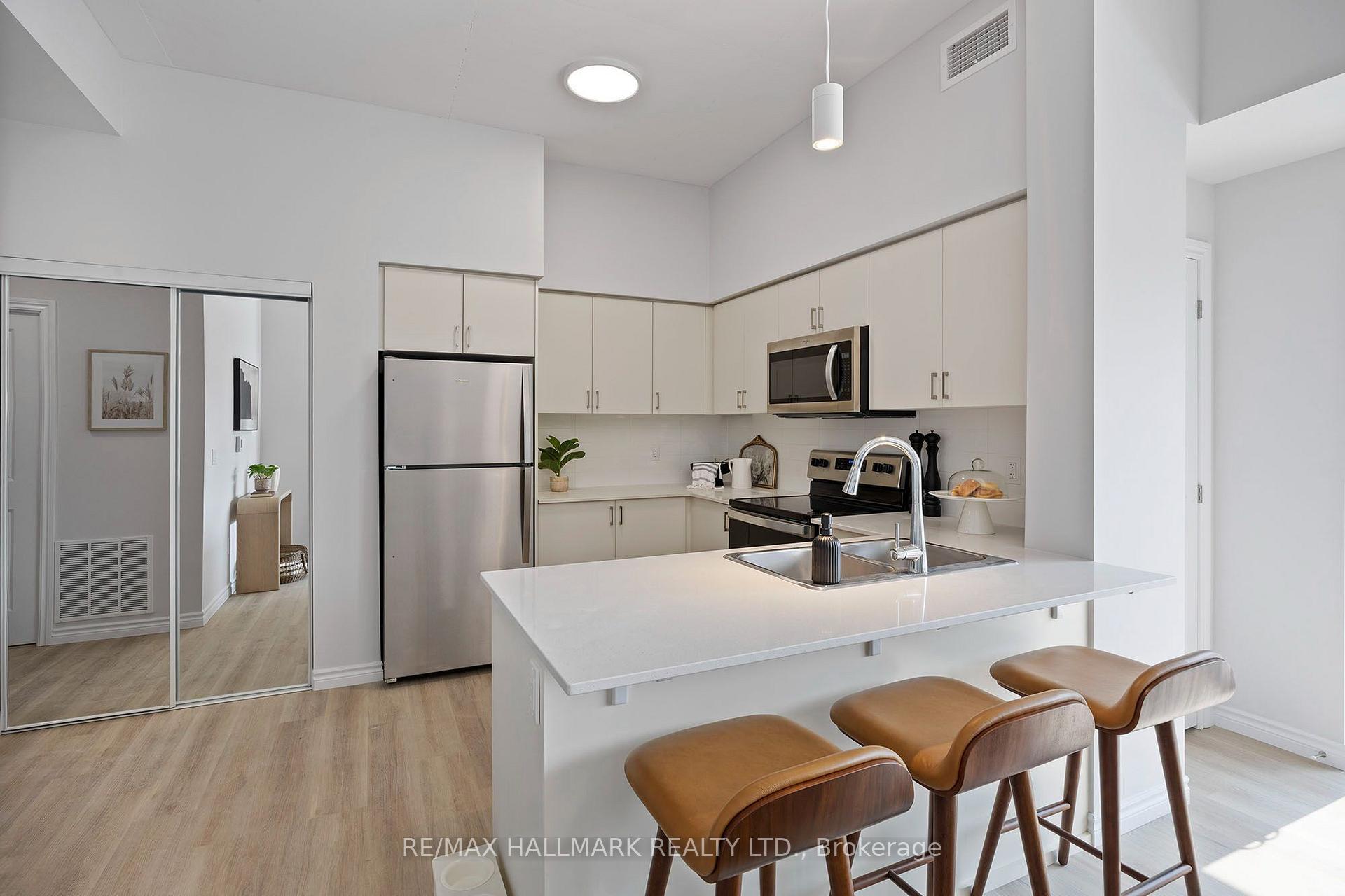 Photo 9 of Unit 430, 70 Dean Avenue, Barrie, Painswick South — HOMEH