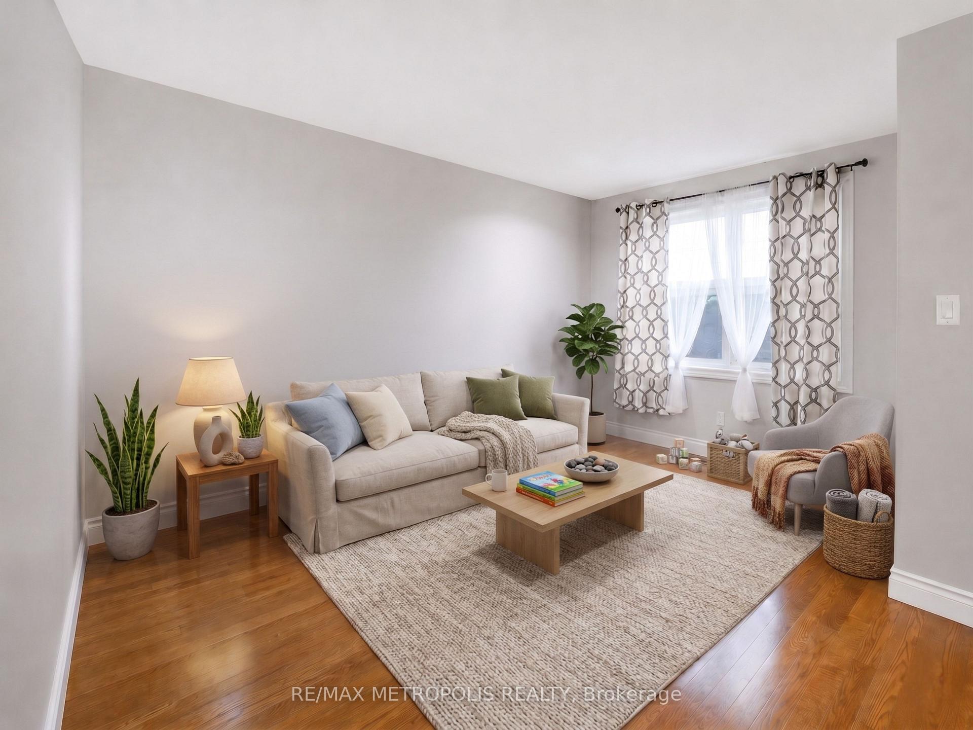 Photo 2 of 1098 Cedar Street, Oshawa, Lakeview — HOMEH