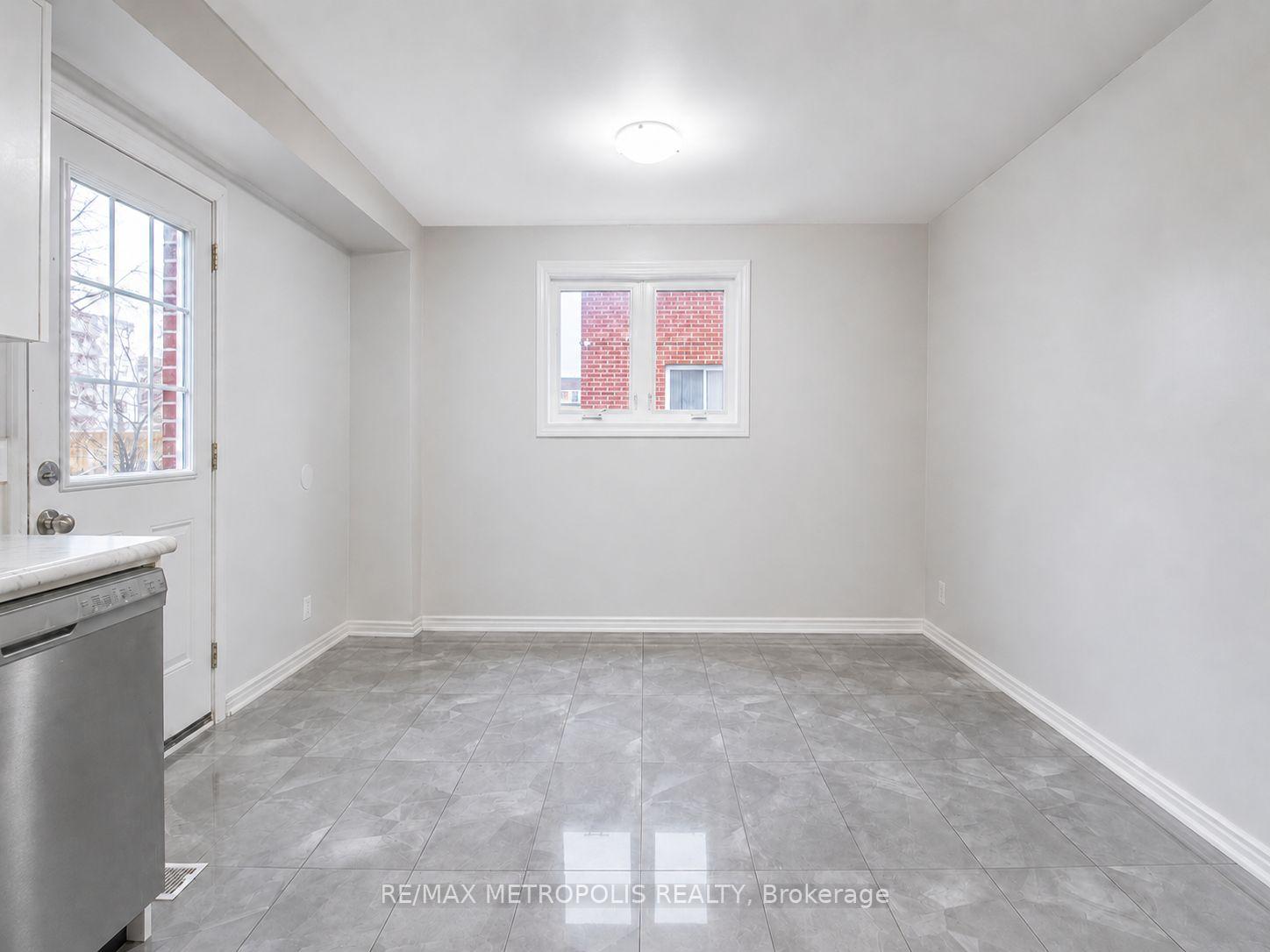 Photo 19 of 1098 Cedar Street, Oshawa, Lakeview — HOMEH