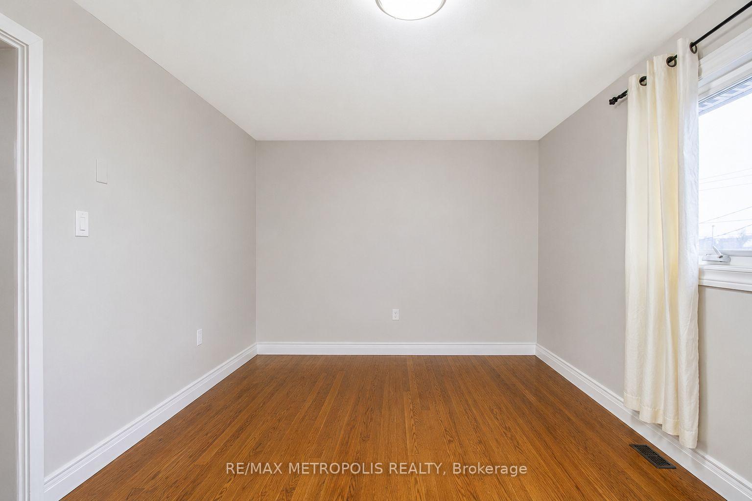 Photo 27 of 1098 Cedar Street, Oshawa, Lakeview — HOMEH