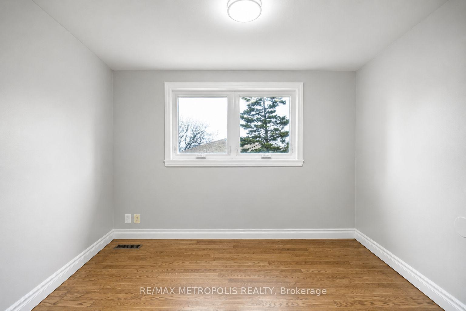Photo 30 of 1098 Cedar Street, Oshawa, Lakeview — HOMEH