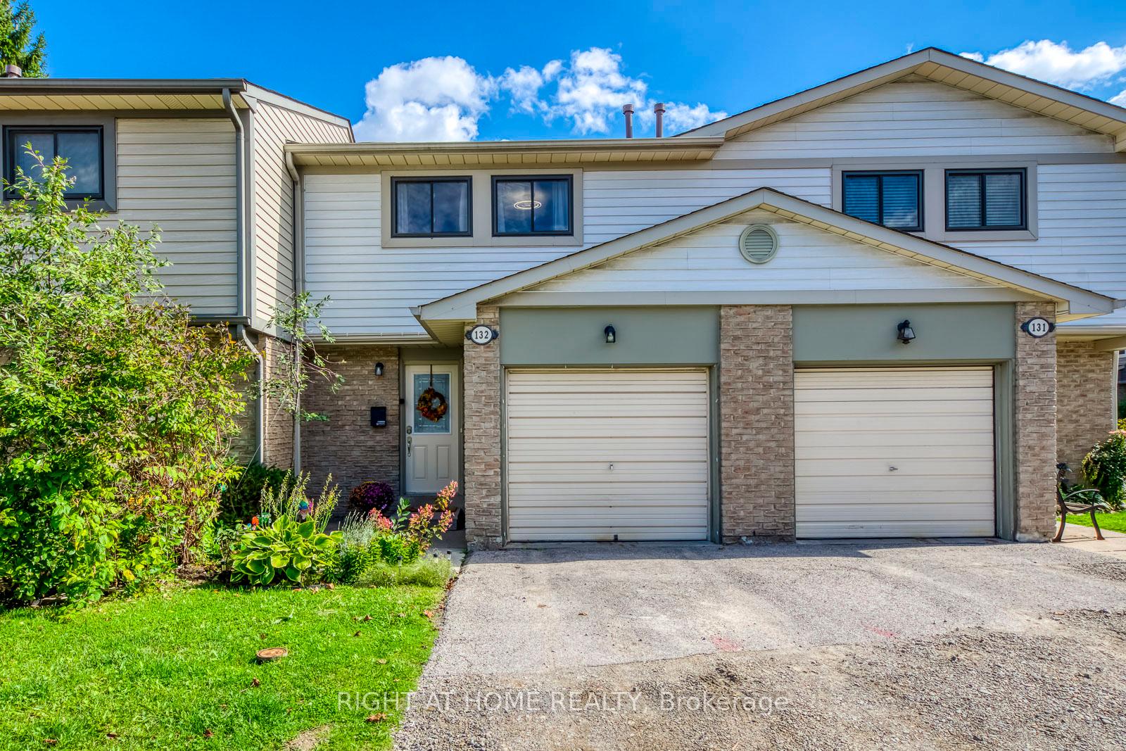 Photo 1 of 132 Ashton Crescent, Brampton, Central Park — HOMEH
