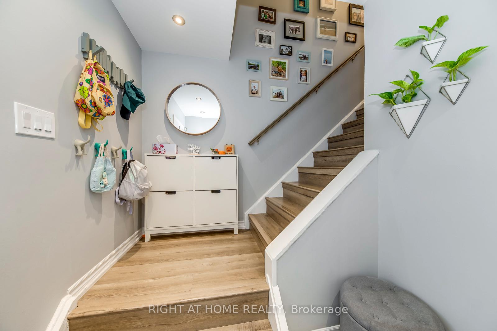 Photo 13 of 132 Ashton Crescent, Brampton, Central Park — HOMEH