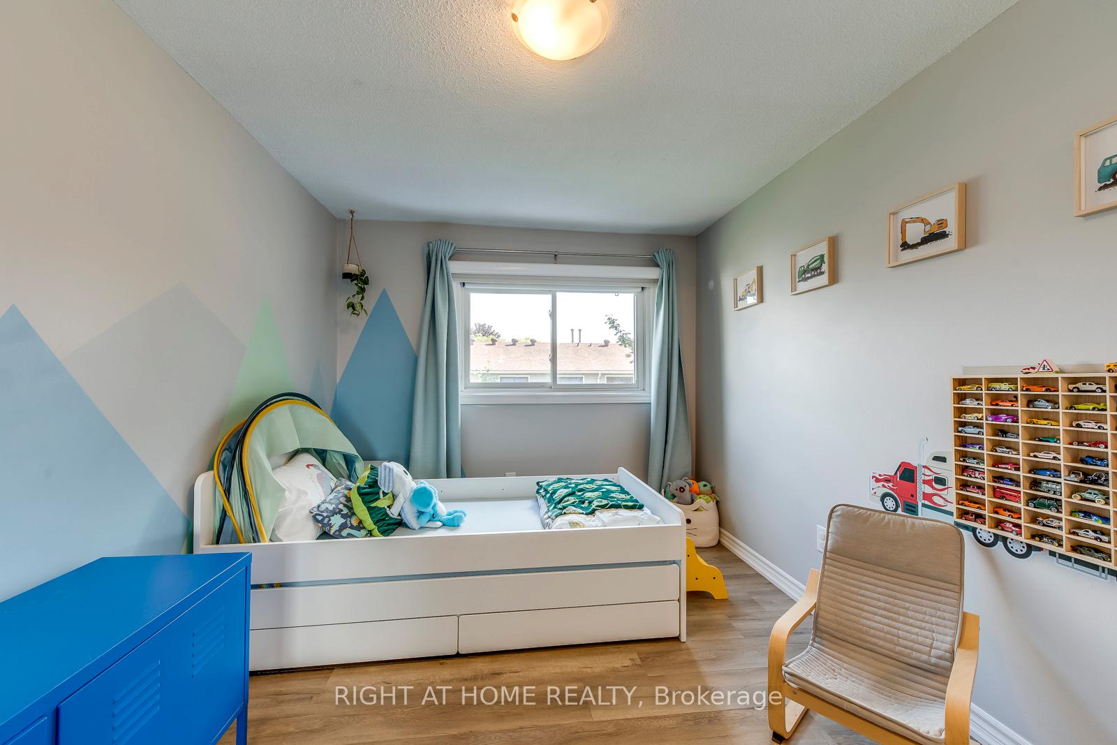 Photo 19 of 132 Ashton Crescent, Brampton, Central Park — HOMEH