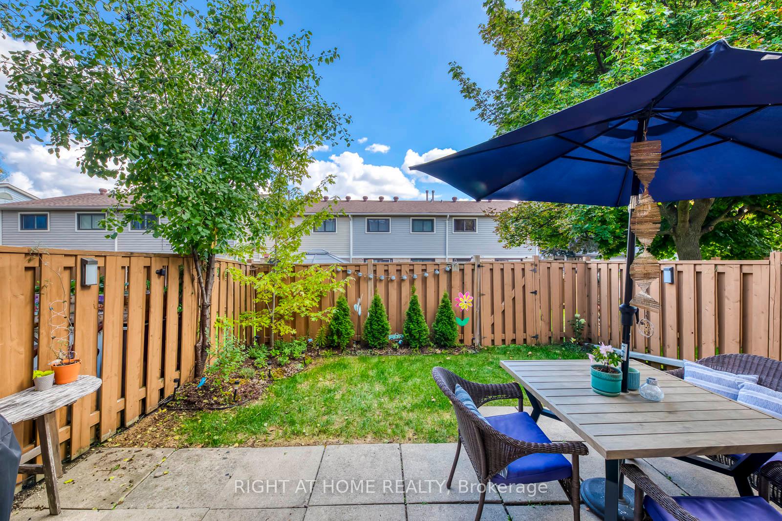 Photo 30 of 132 Ashton Crescent, Brampton, Central Park — HOMEH