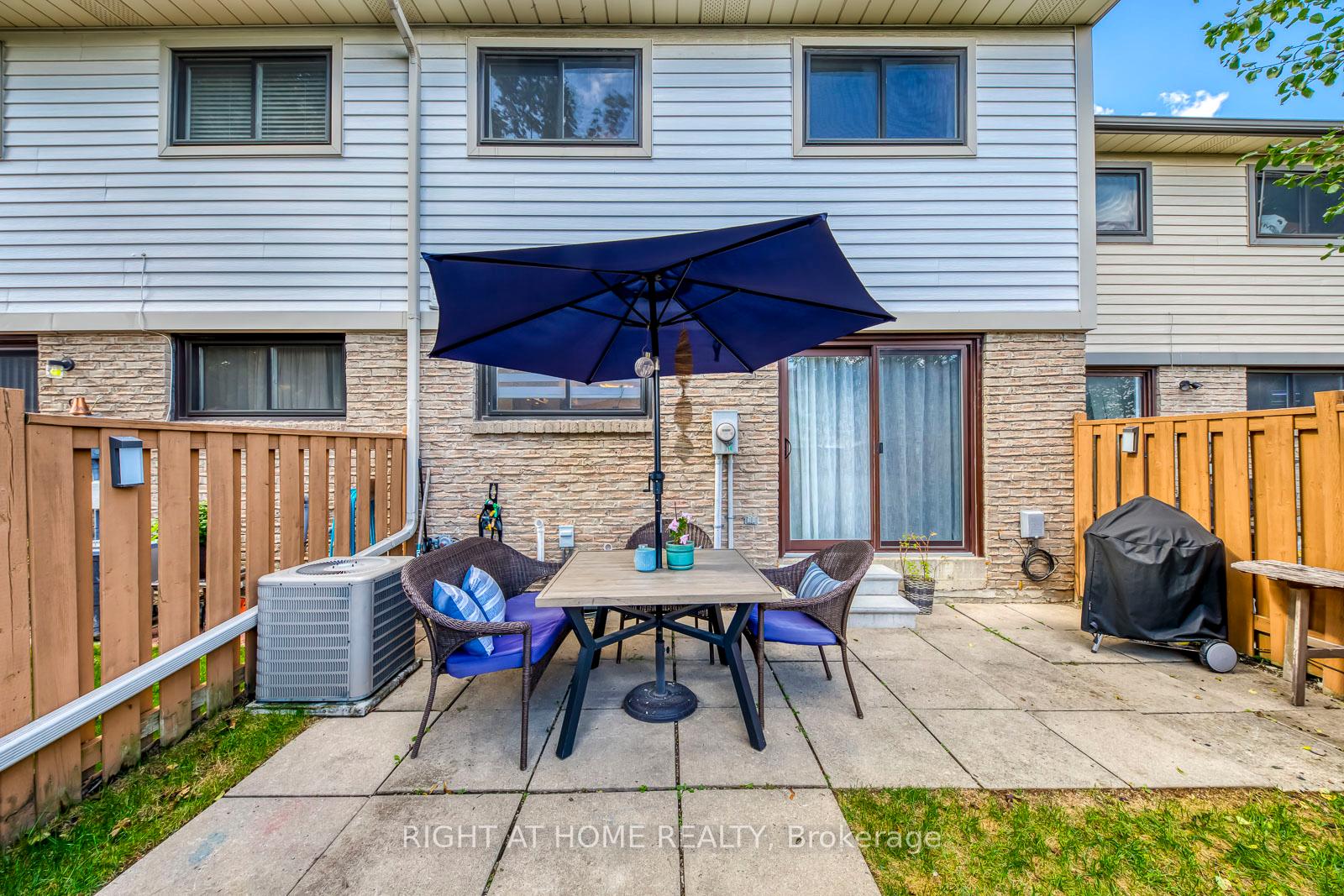 Photo 32 of 132 Ashton Crescent, Brampton, Central Park — HOMEH