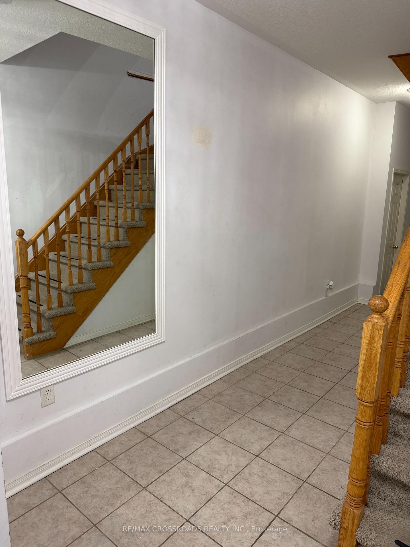 Photo 5 of 1547 Hummingbird Court, Pickering, Highbush — HOMEH