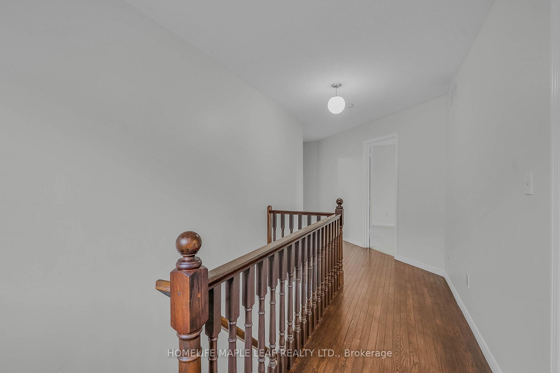 Photo 18 of 888 Paisley Road, Guelph, Willow West/Sugarbush/West Acres — HOMEH