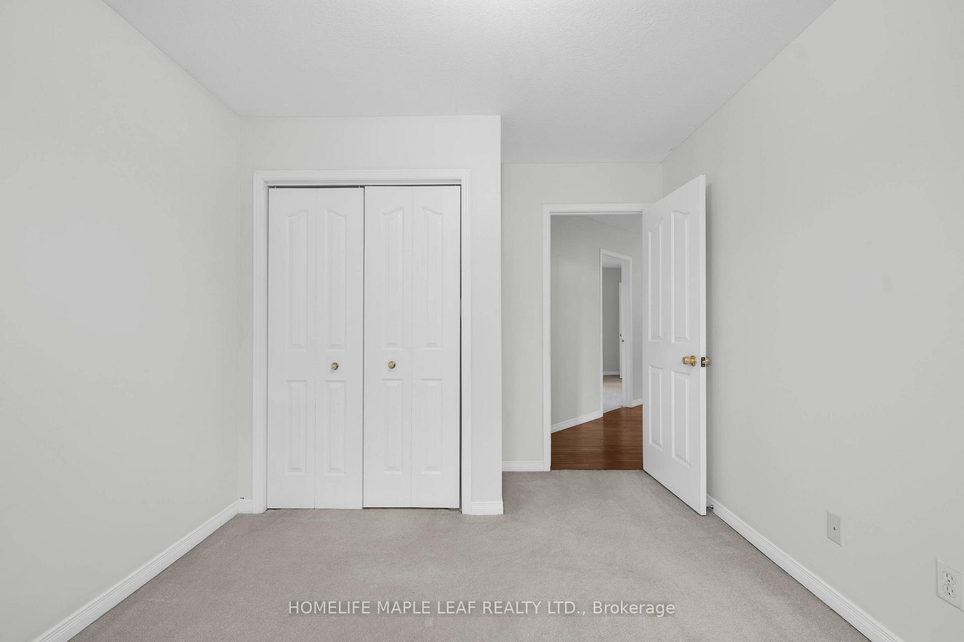 Photo 24 of 888 Paisley Road, Guelph, Willow West/Sugarbush/West Acres — HOMEH