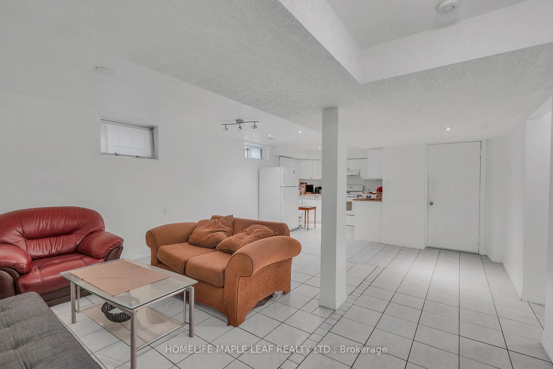 Photo 33 of 888 Paisley Road, Guelph, Willow West/Sugarbush/West Acres — HOMEH