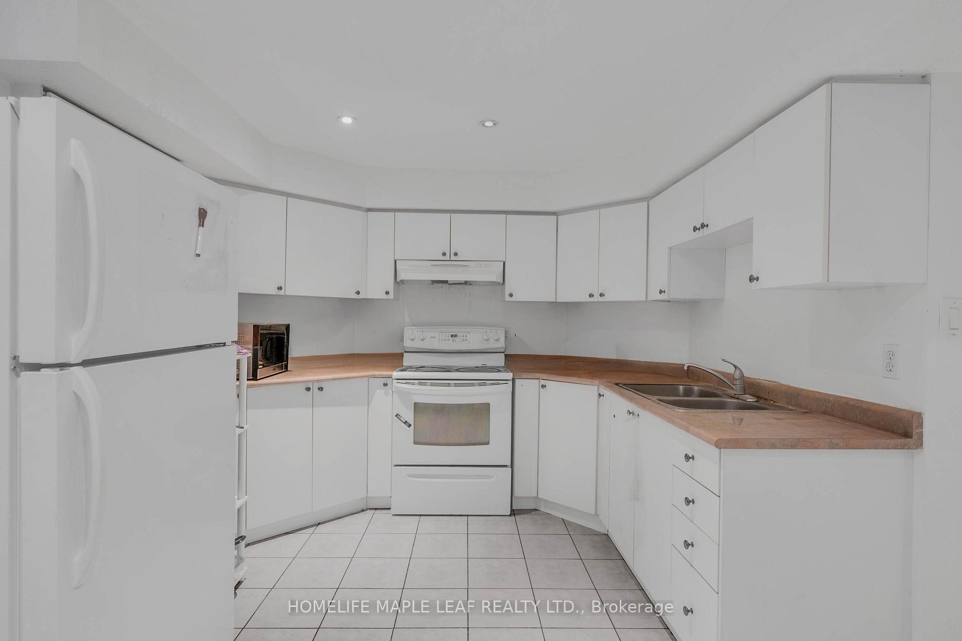 Photo 34 of 888 Paisley Road, Guelph, Willow West/Sugarbush/West Acres — HOMEH