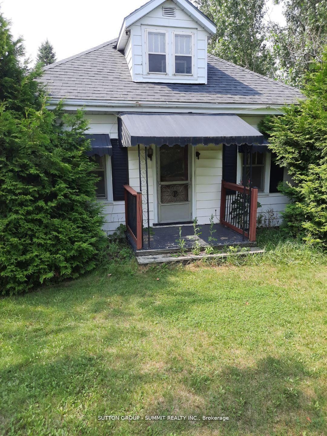 Photo 2 of 663 County Rd 15, Prince Edward County, Sophiasburg Ward — HOMEH