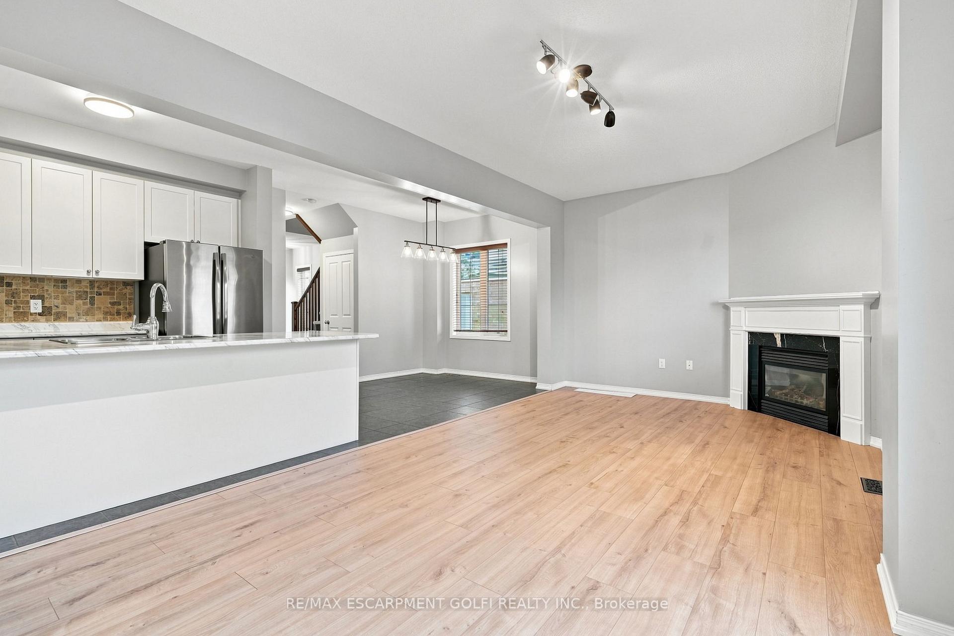 Photo 14 of 5064 Serena Drive, Lincoln, Beamsville — HOMEH