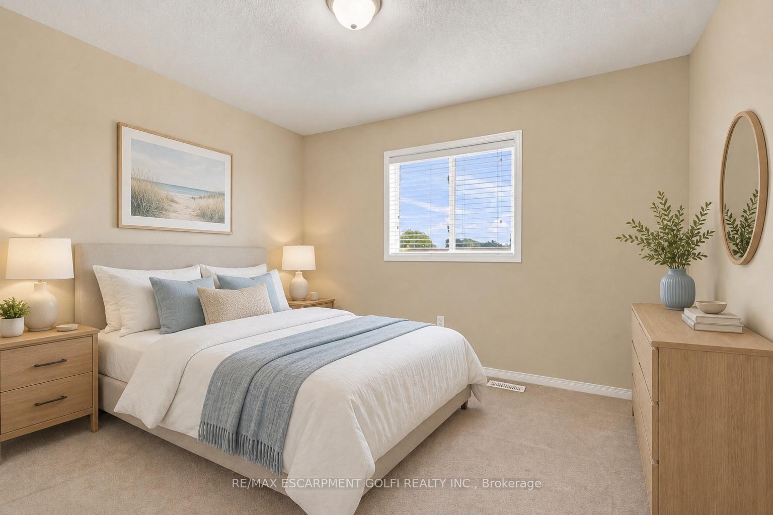 Photo 28 of 5064 Serena Drive, Lincoln, Beamsville — HOMEH