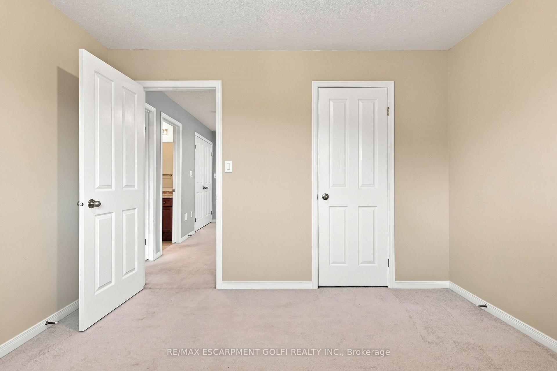 Photo 30 of 5064 Serena Drive, Lincoln, Beamsville — HOMEH