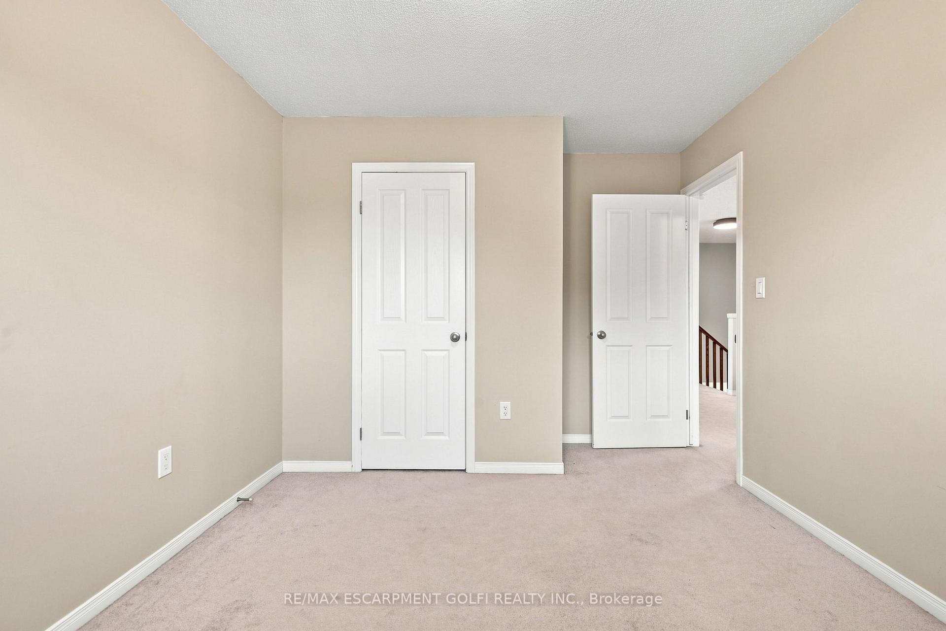 Photo 32 of 5064 Serena Drive, Lincoln, Beamsville — HOMEH
