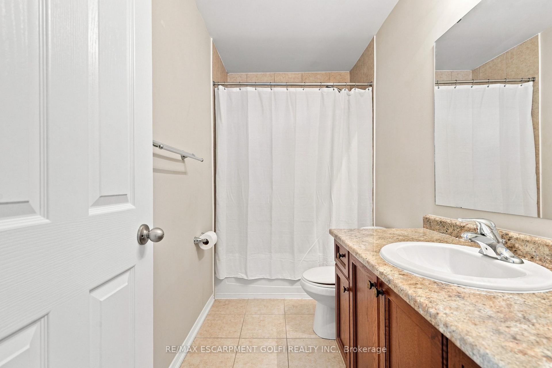Photo 33 of 5064 Serena Drive, Lincoln, Beamsville — HOMEH