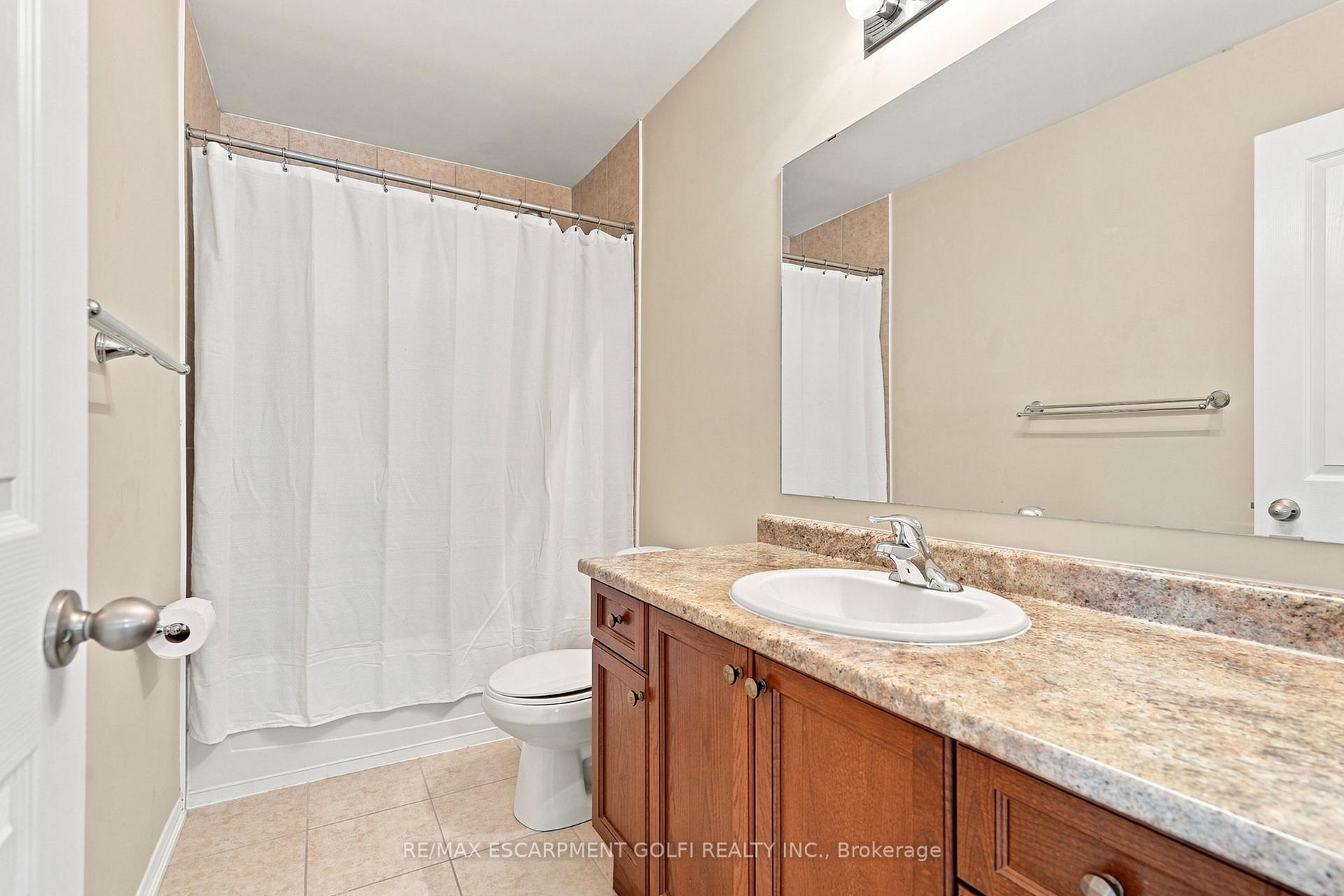 Photo 34 of 5064 Serena Drive, Lincoln, Beamsville — HOMEH