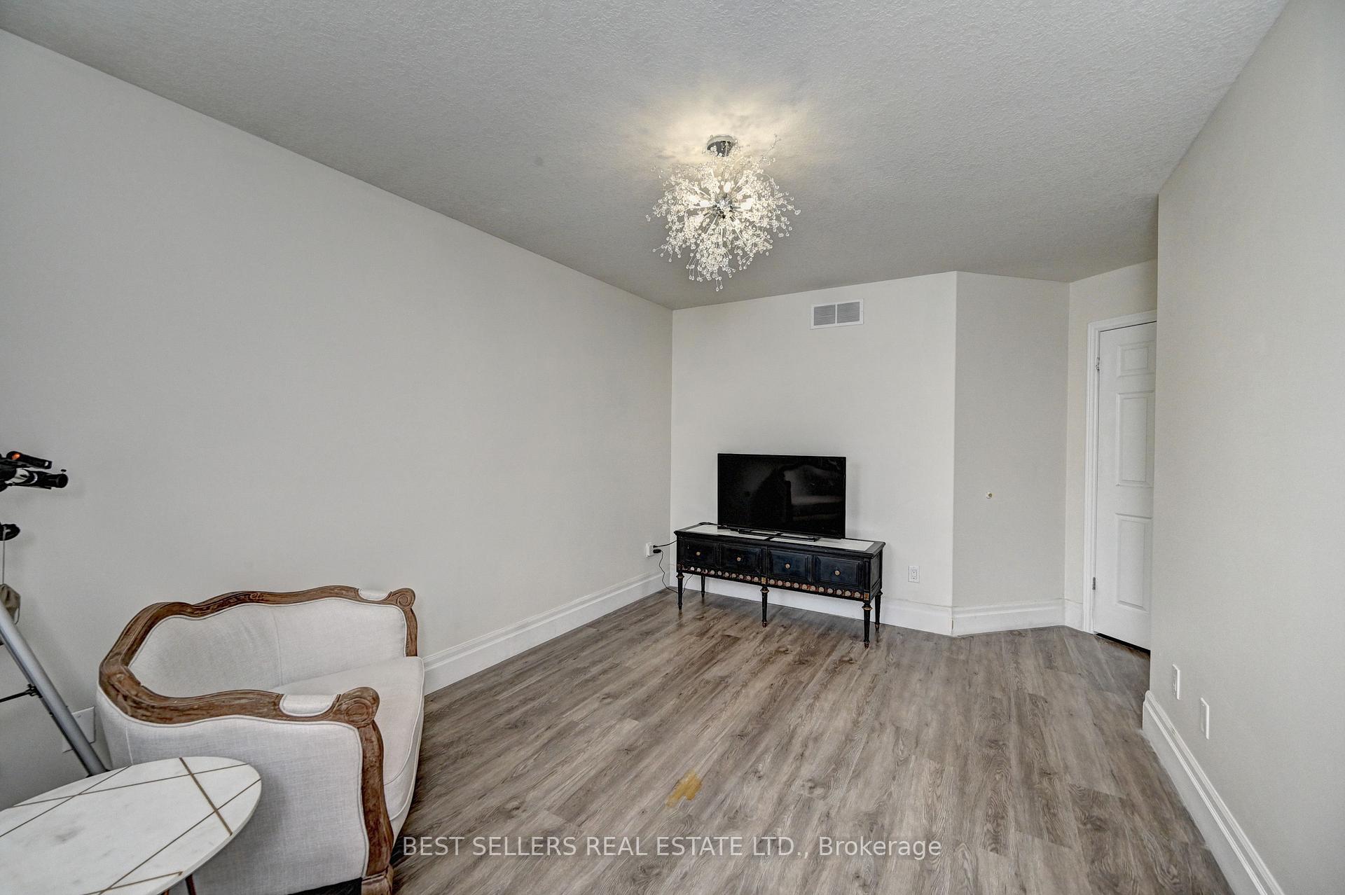 Photo 54 of 12 Popham Drive, Guelph, Grange Road — HOMEH