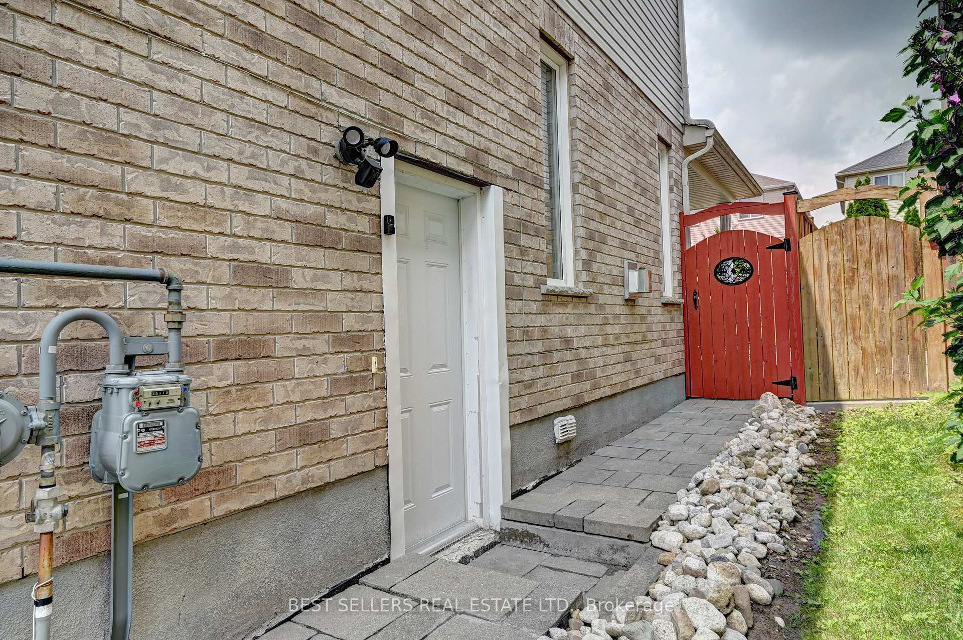 Photo 65 of 12 Popham Drive, Guelph, Grange Road — HOMEH