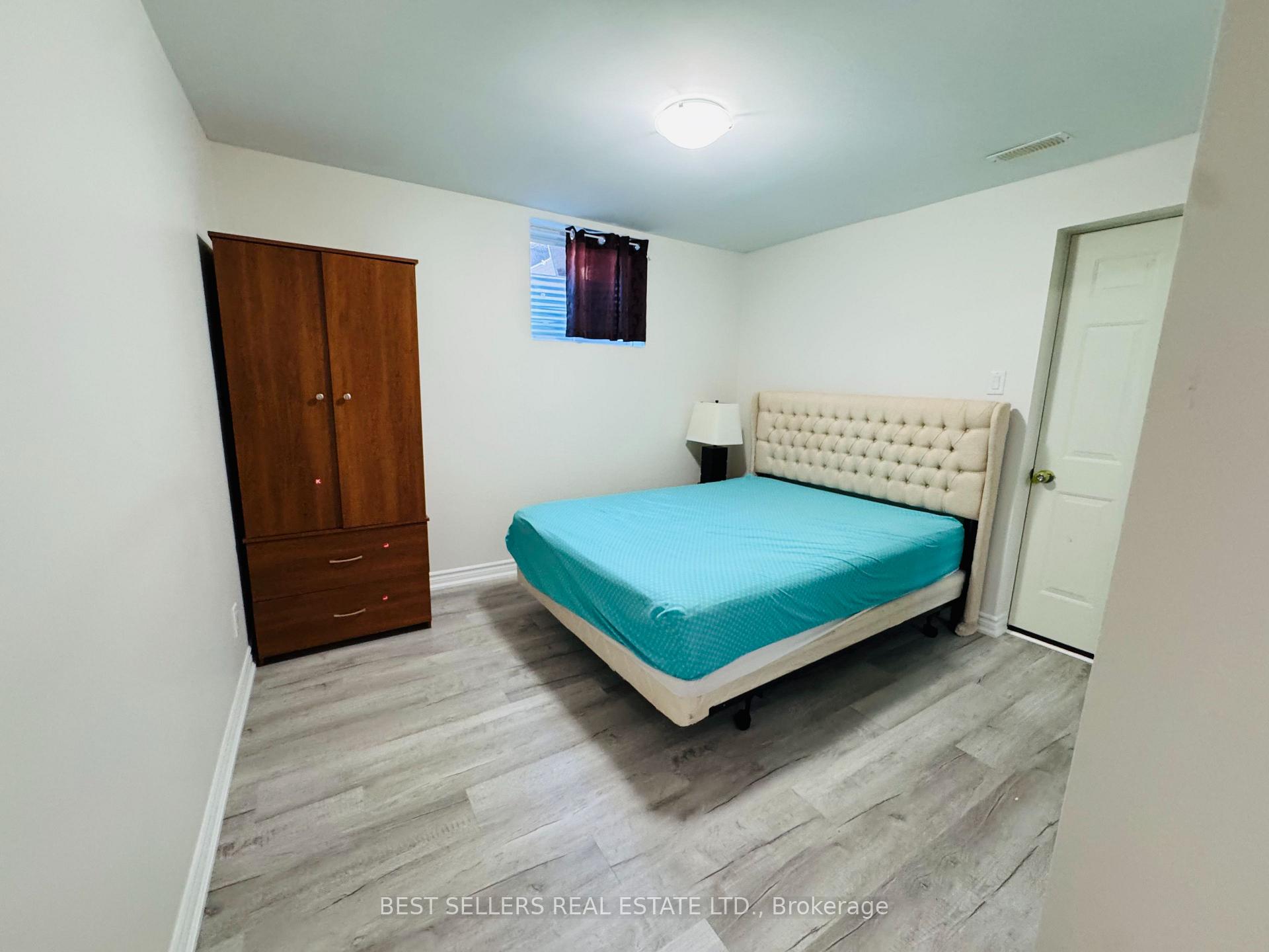 Photo 62 of 12 Popham Drive, Guelph, Grange Road — HOMEH