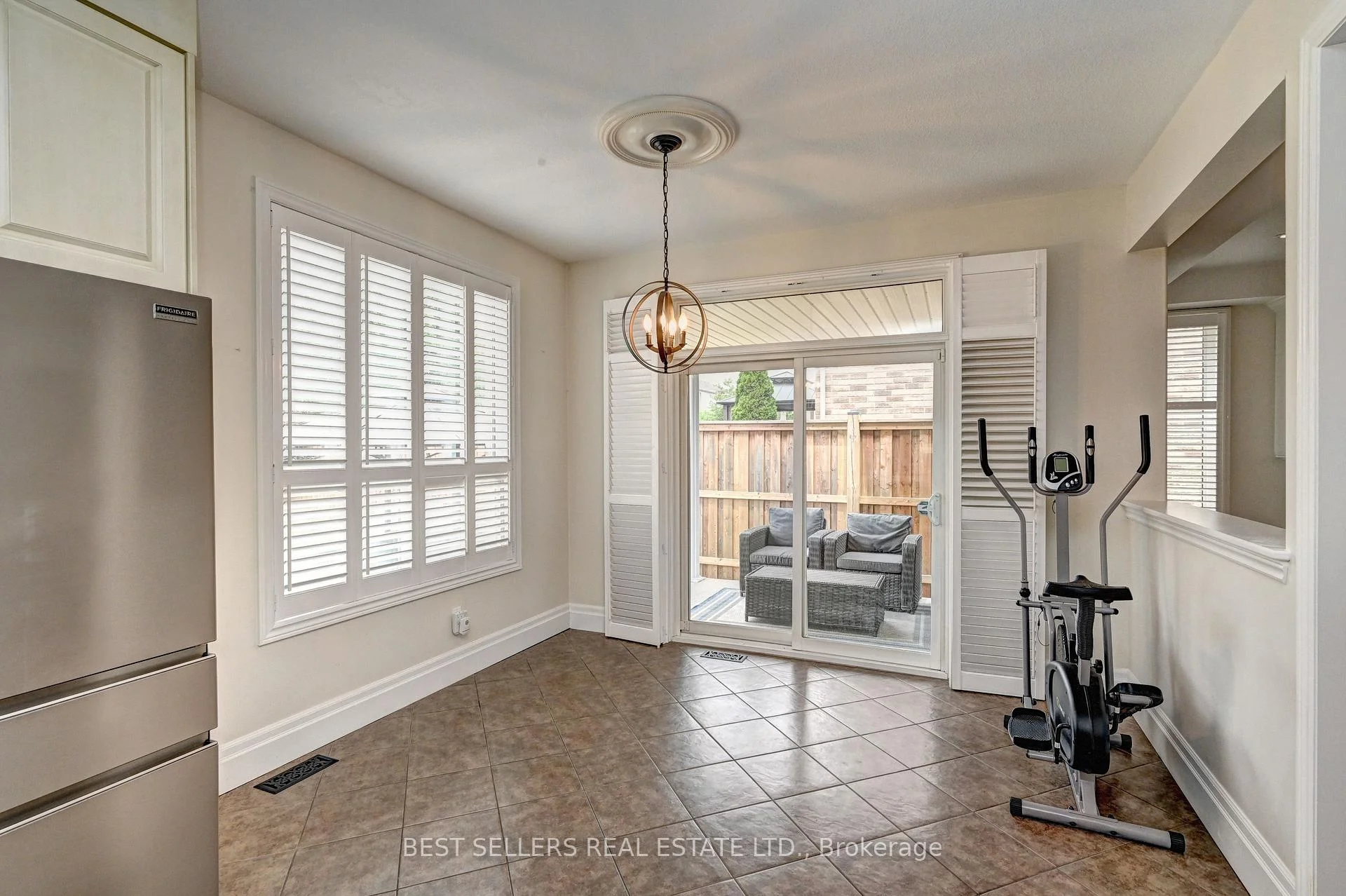 Photo 21 of 12 Popham Drive, Guelph, Grange Road — HOMEH