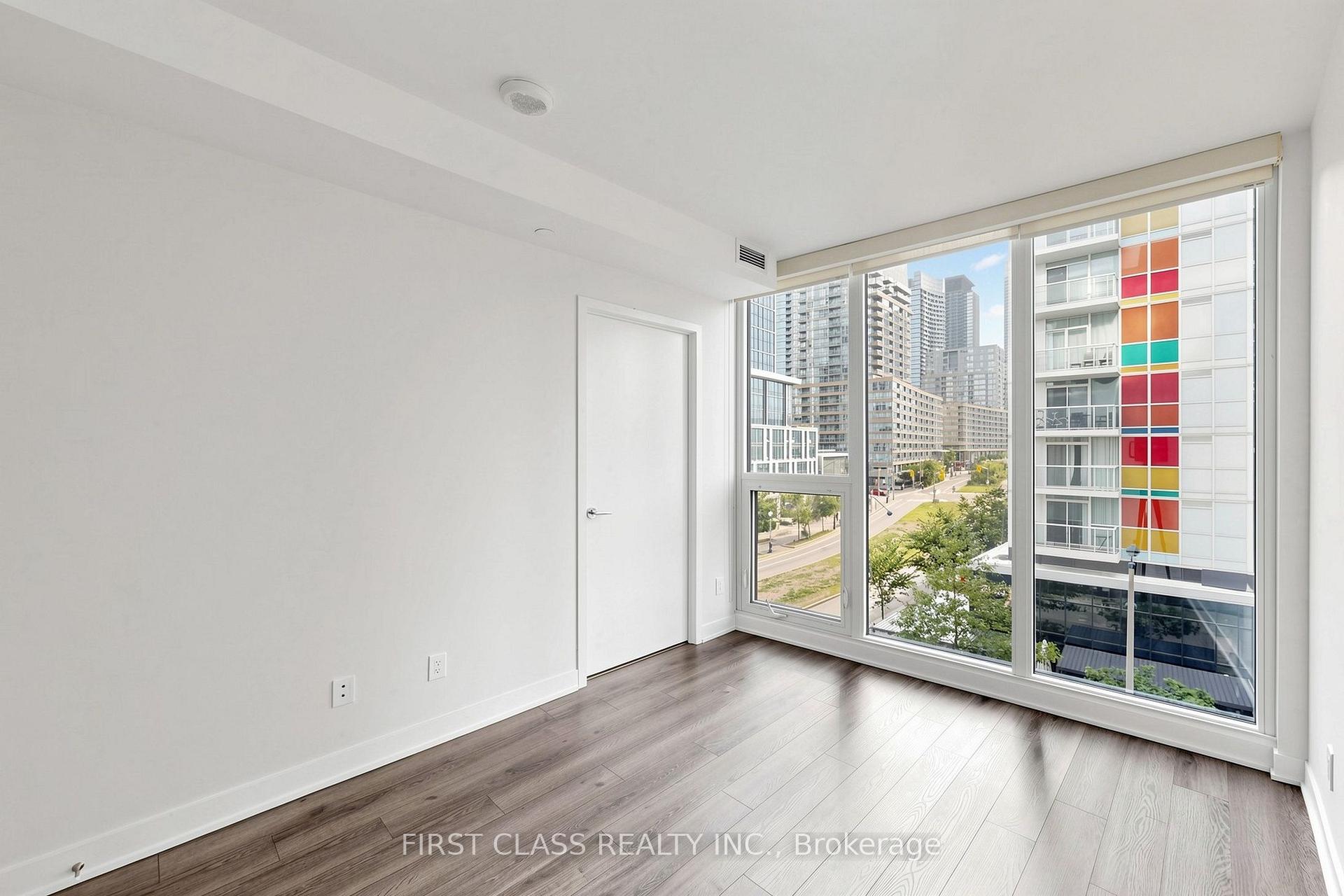 Photo 12 of Unit 503, 90 Queens Wharf Road, Toronto, Waterfront Communities — HOMEH