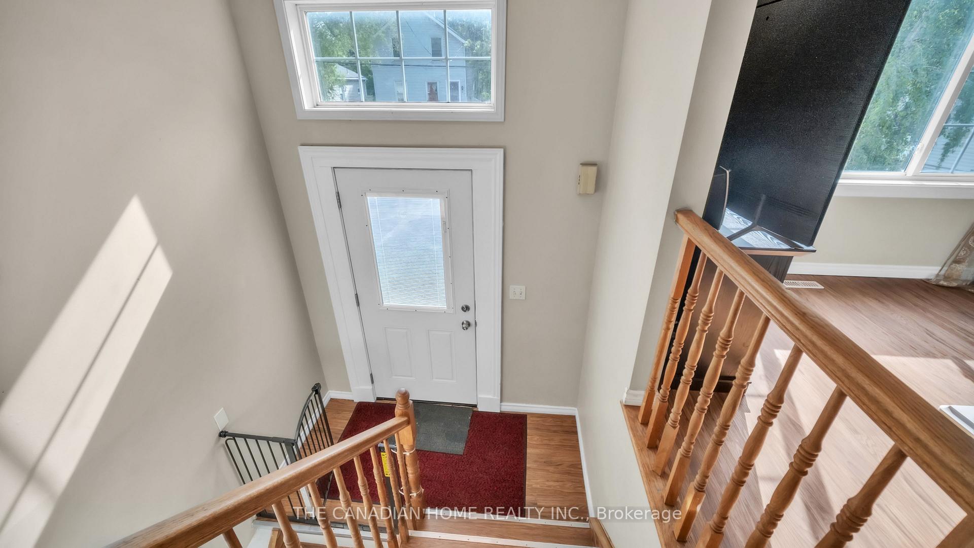 Photo 12 of 45 Oak Street, Belleville, Belleville Ward — HOMEH