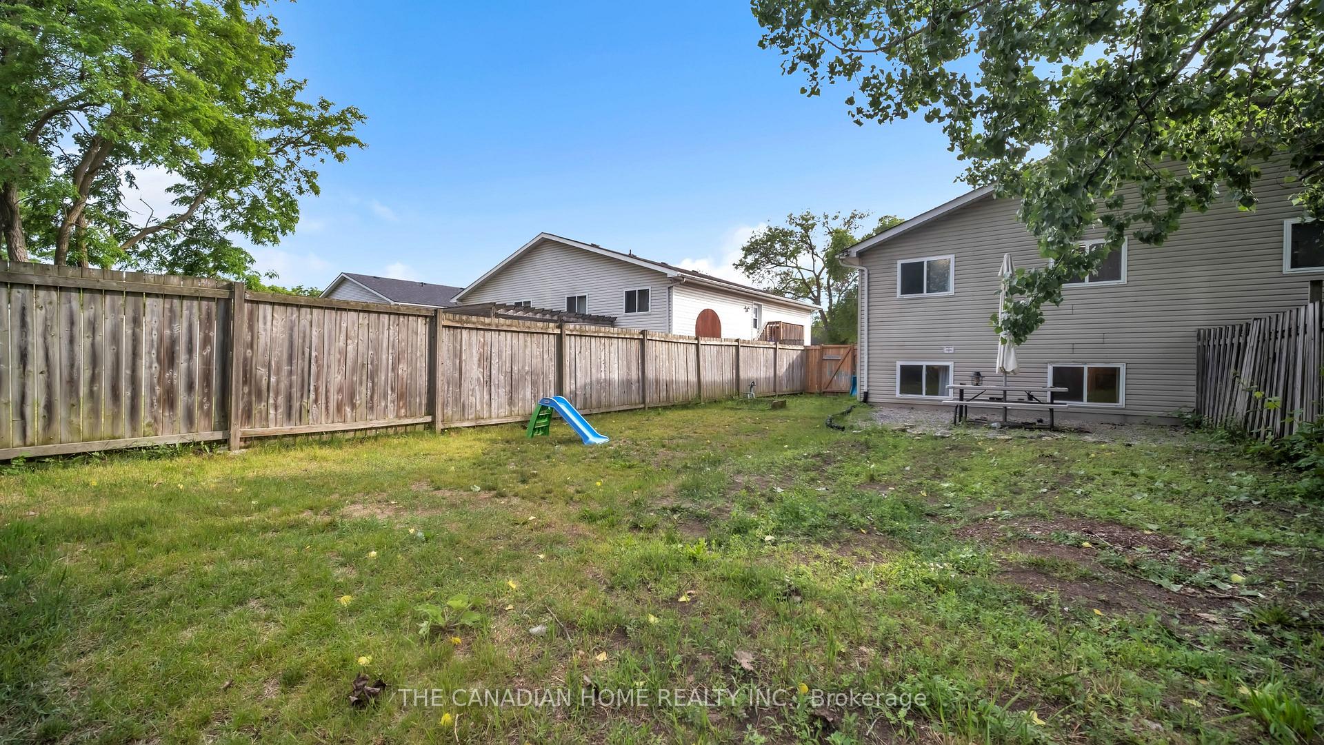 Photo 15 of 45 Oak Street, Belleville, Belleville Ward — HOMEH