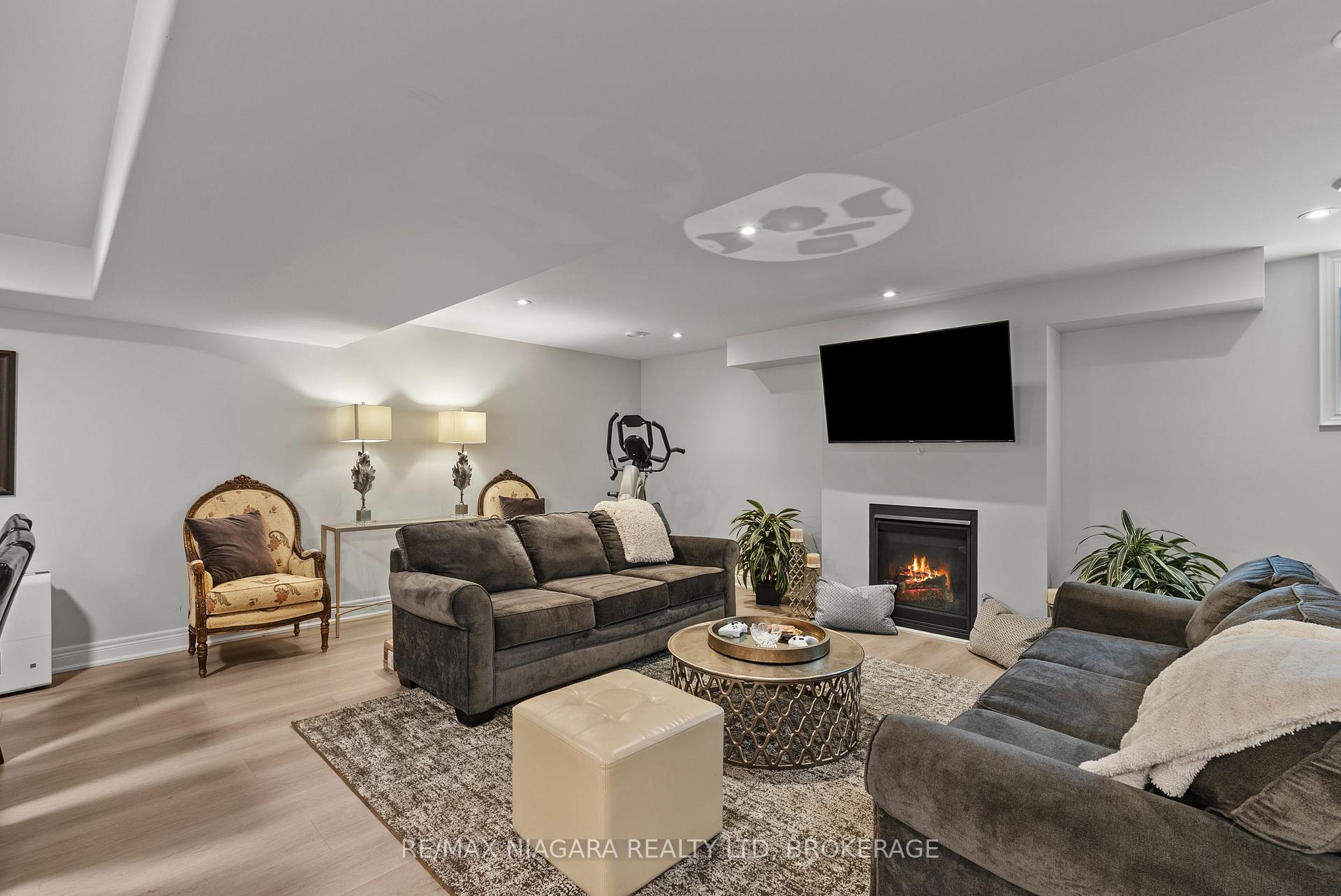 Photo 32 of Unit 32, 154 Port Robinson Road, Pelham, Fonthill — HOMEH