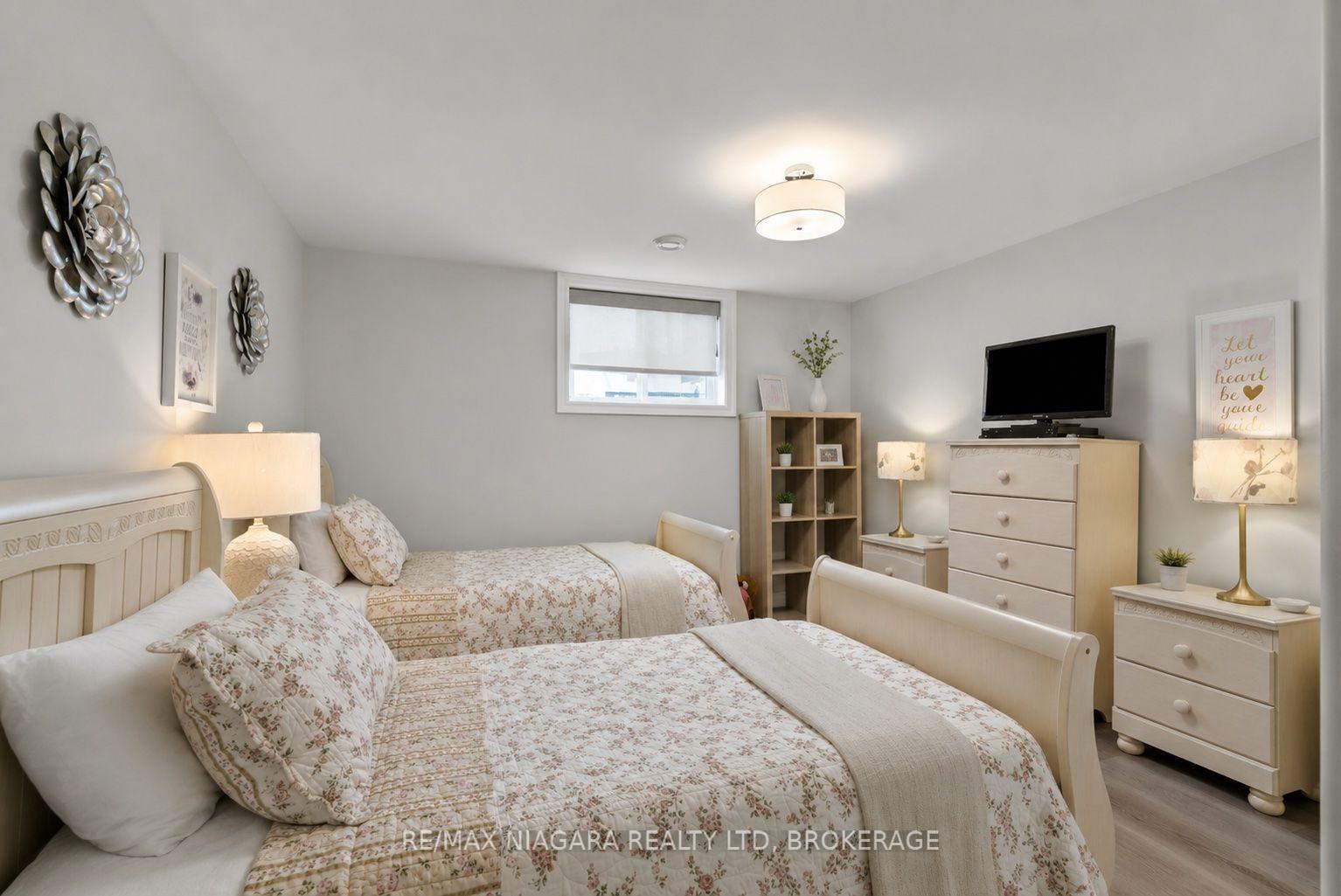 Photo 39 of Unit 32, 154 Port Robinson Road, Pelham, Fonthill — HOMEH