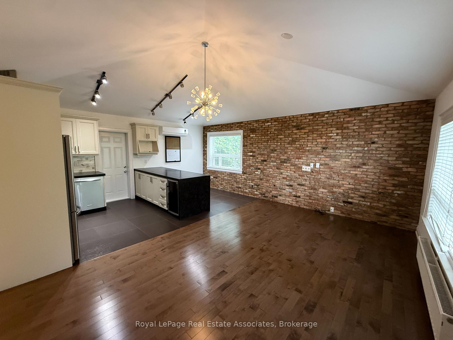 Photo 6 of Unit 4, 52 Cameron Avenue, Toronto, Keelesdale-Eglinton West — HOMEH