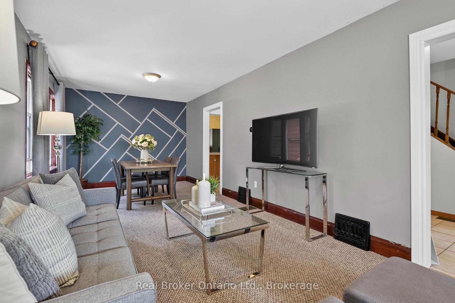 Photo 10 of 2 Herlan Avenue, Kitchener, Cherry Hill — HOMEH